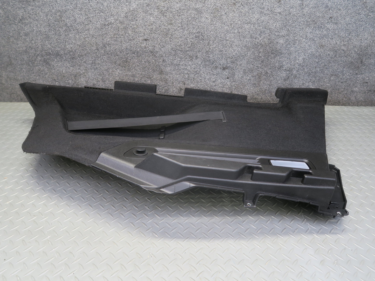 2017-2020 Maserati Levante M161 Rear Right Quarter Trunk Side Trim Cover Panel