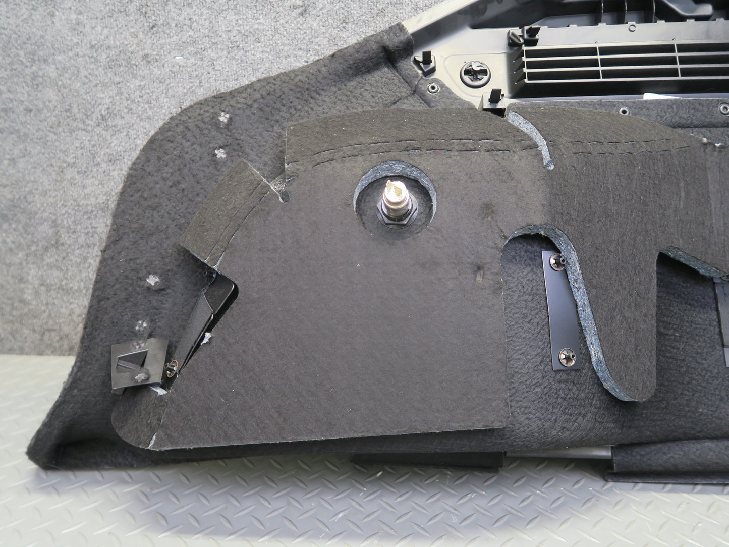 2017-2020 Maserati Levante M161 Rear Right Quarter Trunk Side Trim Cover Panel