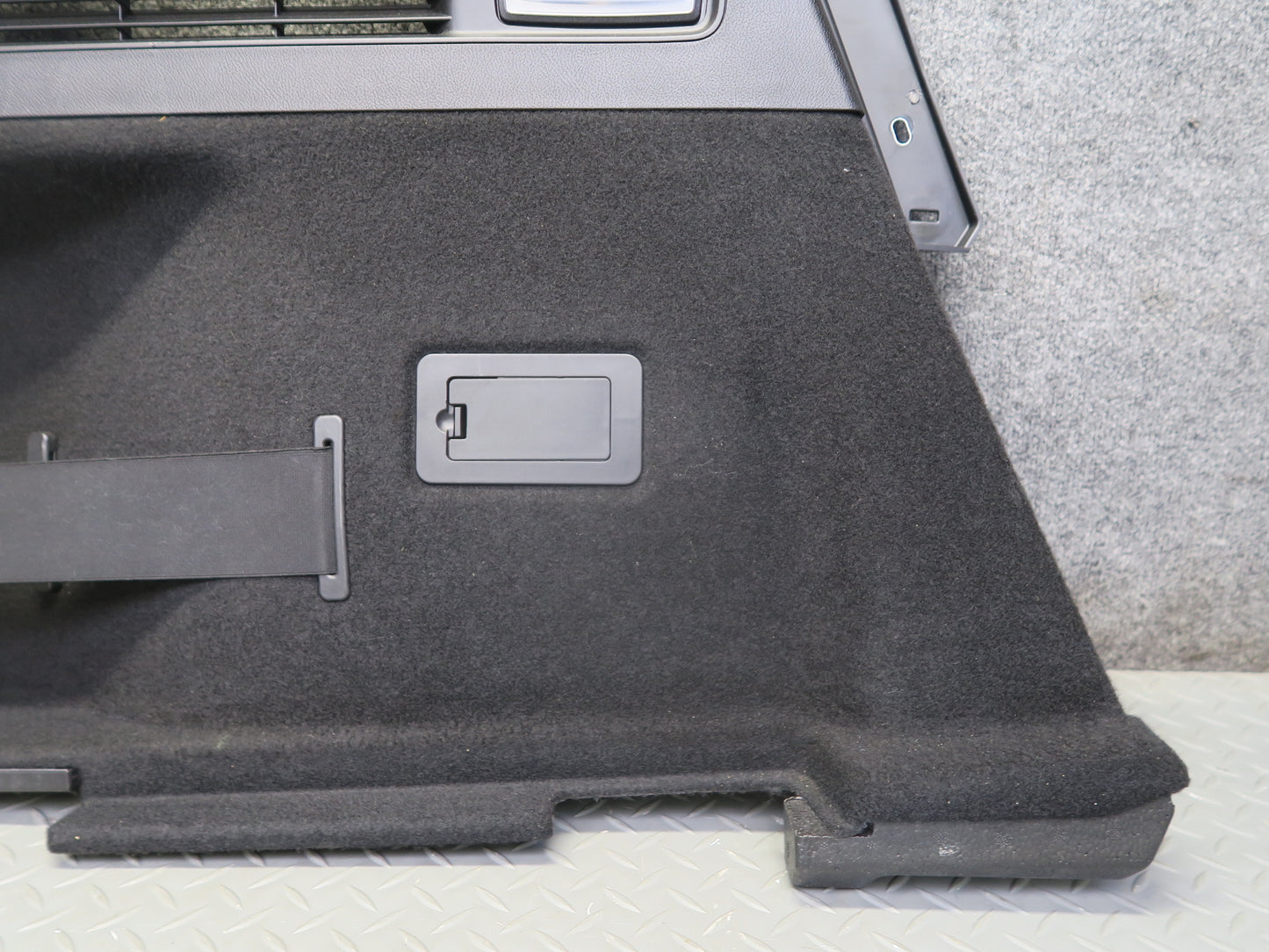 2017-2020 Maserati Levante M161 Rear Left Quarter Trunk Side Trim Cover Panel