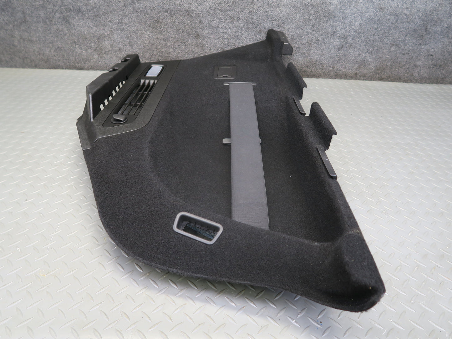2017-2020 Maserati Levante M161 Rear Left Quarter Trunk Side Trim Cover Panel