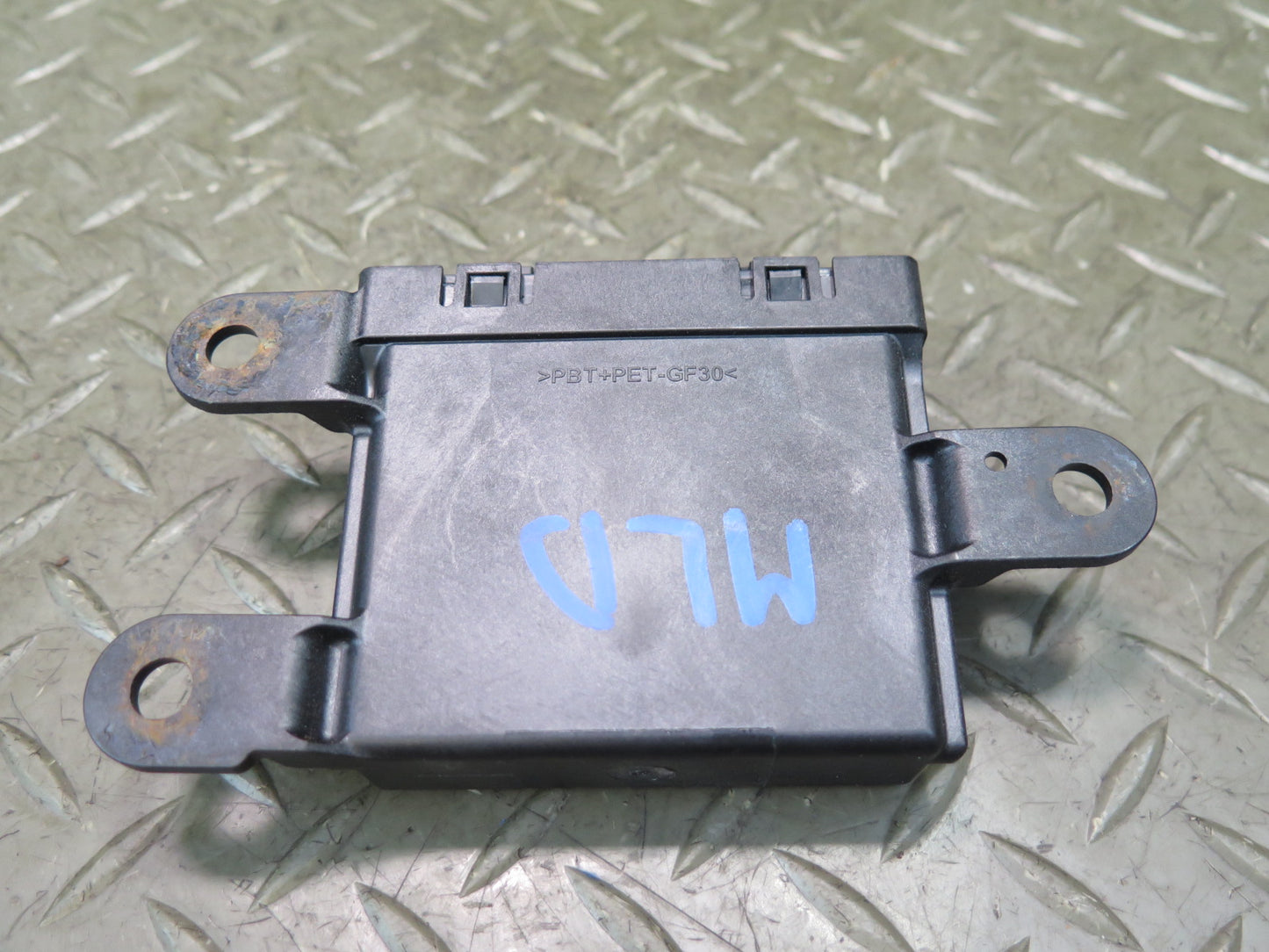 2017-2020 Maserati Levante M161 Parking Assist Control Module 670032406