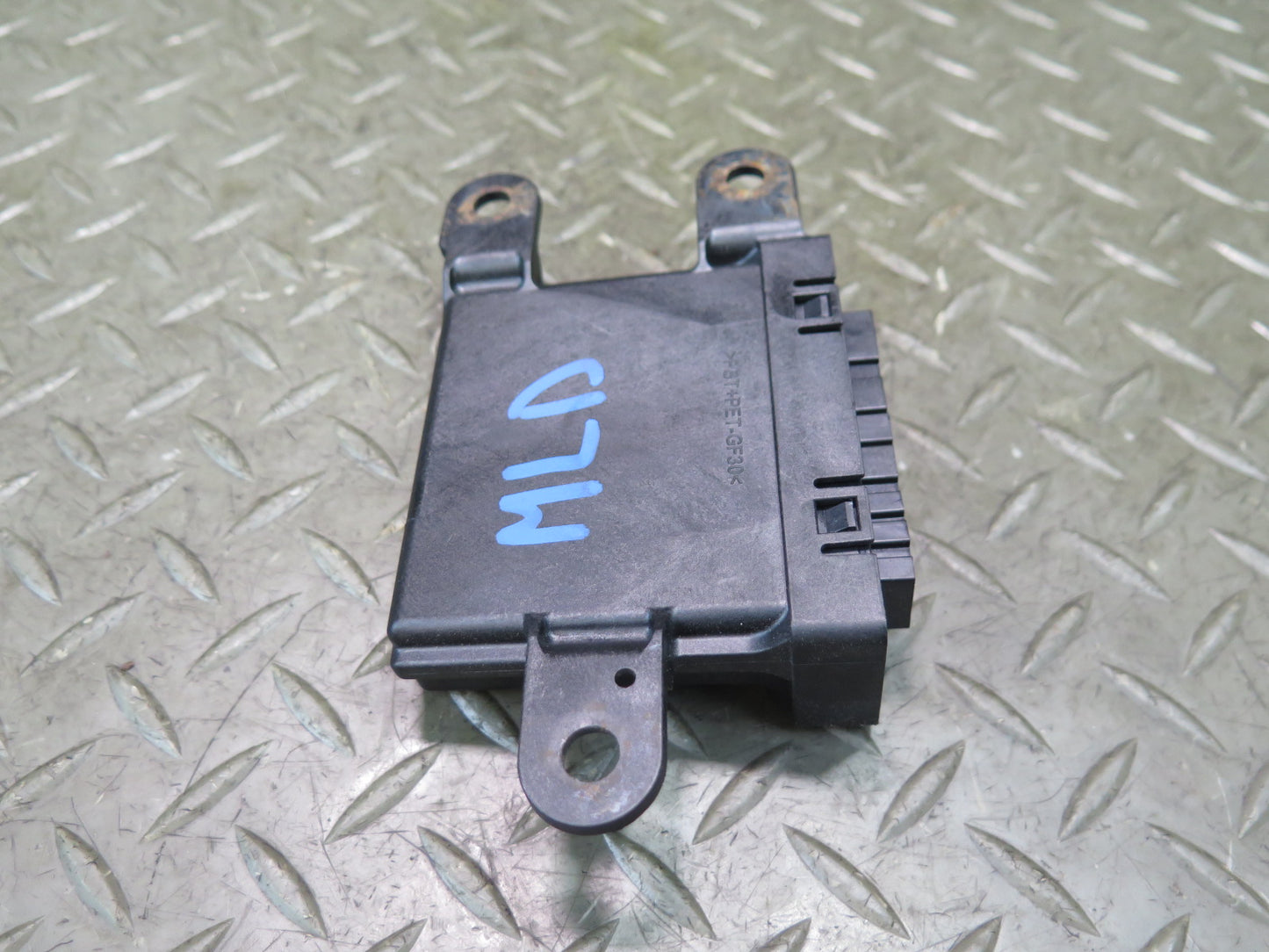 2017-2020 Maserati Levante M161 Parking Assist Control Module 670032406