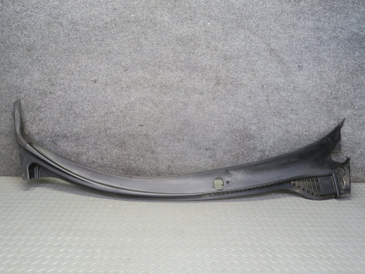 05-07 Chevrolet Corvette C6 Front Windshield Air Vent Cowl Trim Panel OEM