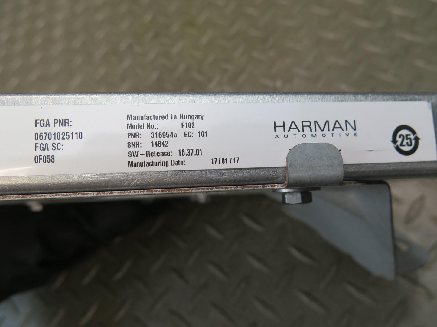 2017 Maserati Levante M161 Harman Audio Radio Amplifier AMP 6701025110