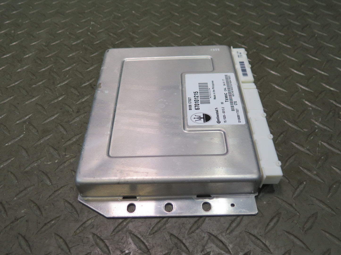 2017-2020 Maserati Levante M161 Active Air Suspension Control Module 670101215