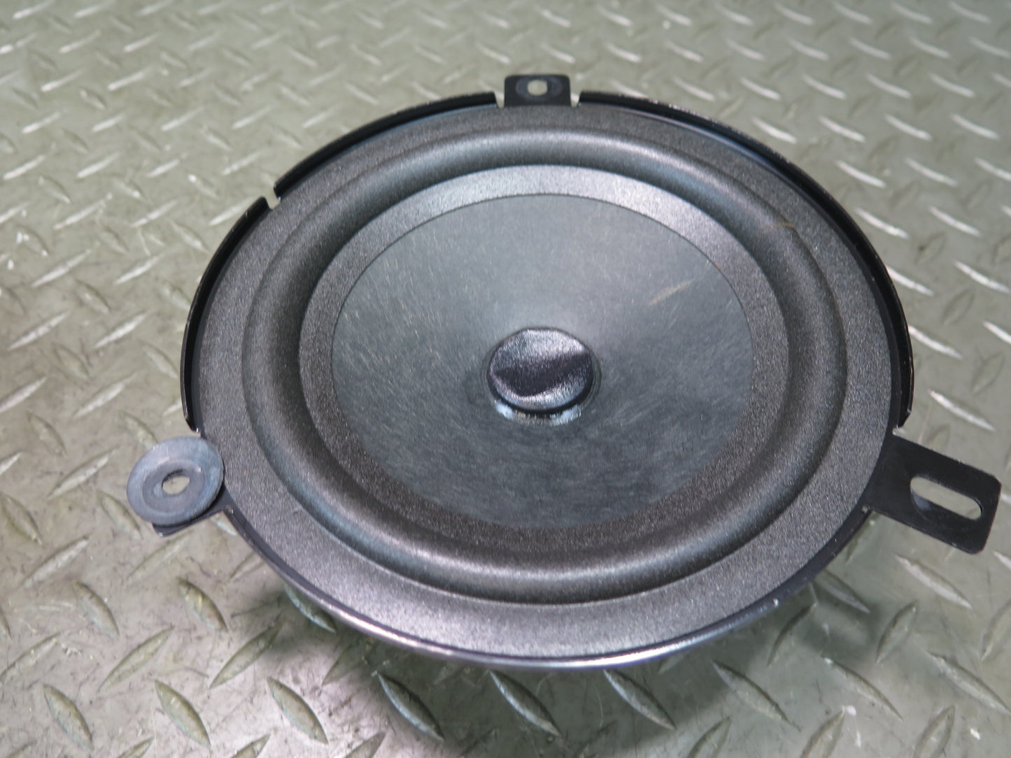 2017-2020 Maserati Levante M161 Front or Rear Door Speaker Set of 2