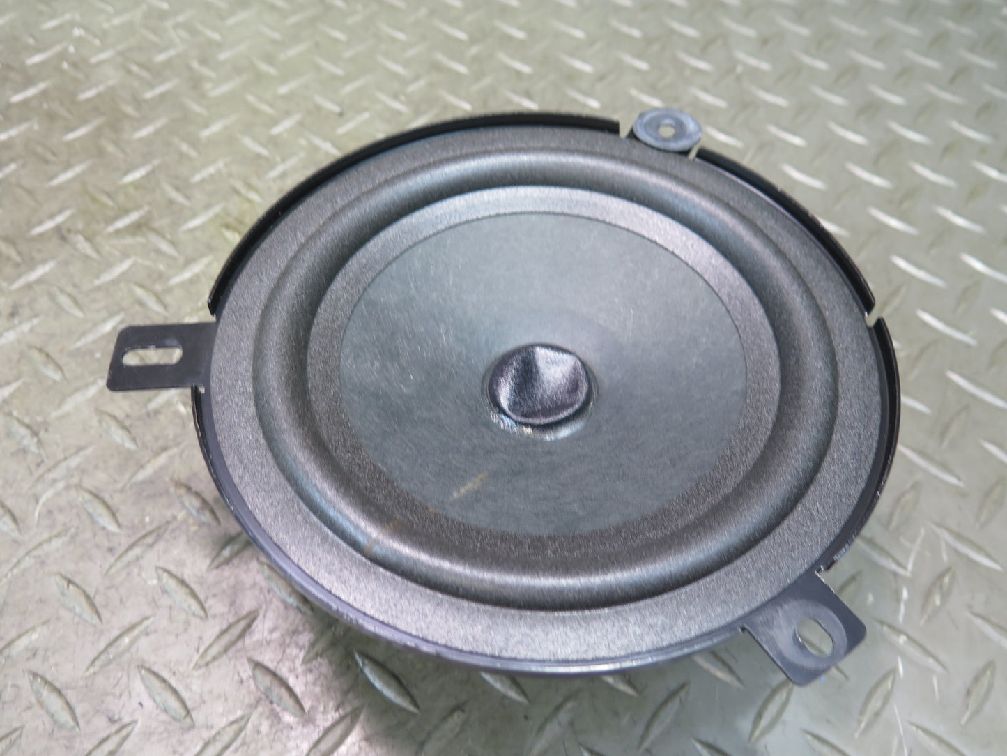 2017-2020 Maserati Levante M161 Front or Rear Door Speaker Set of 2