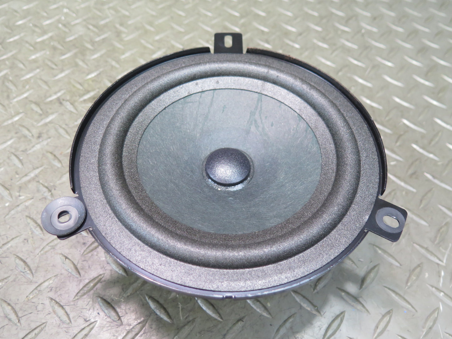 2017-2020 Maserati Levante M161 Front or Rear Door Speaker Set of 2