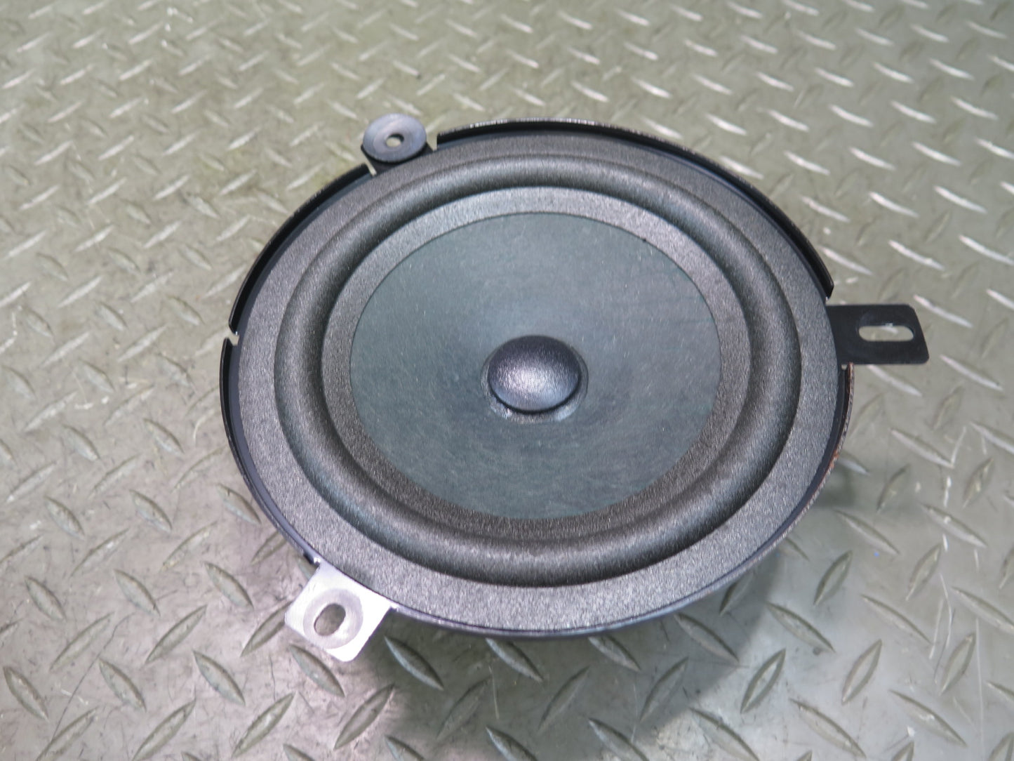 2017-2020 Maserati Levante M161 Front or Rear Door Speaker Set of 2
