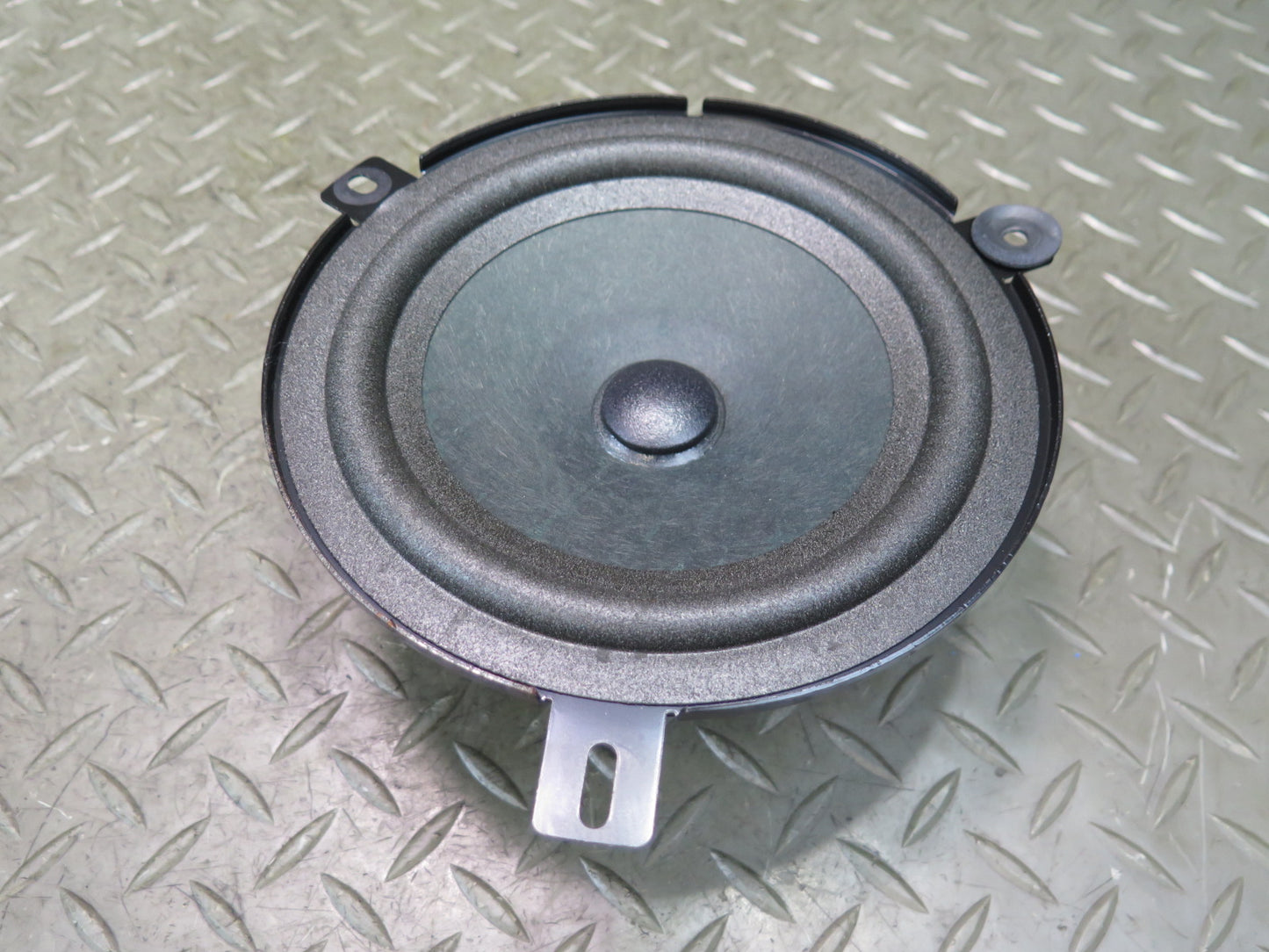2017-2020 Maserati Levante M161 Front or Rear Door Speaker Set of 2