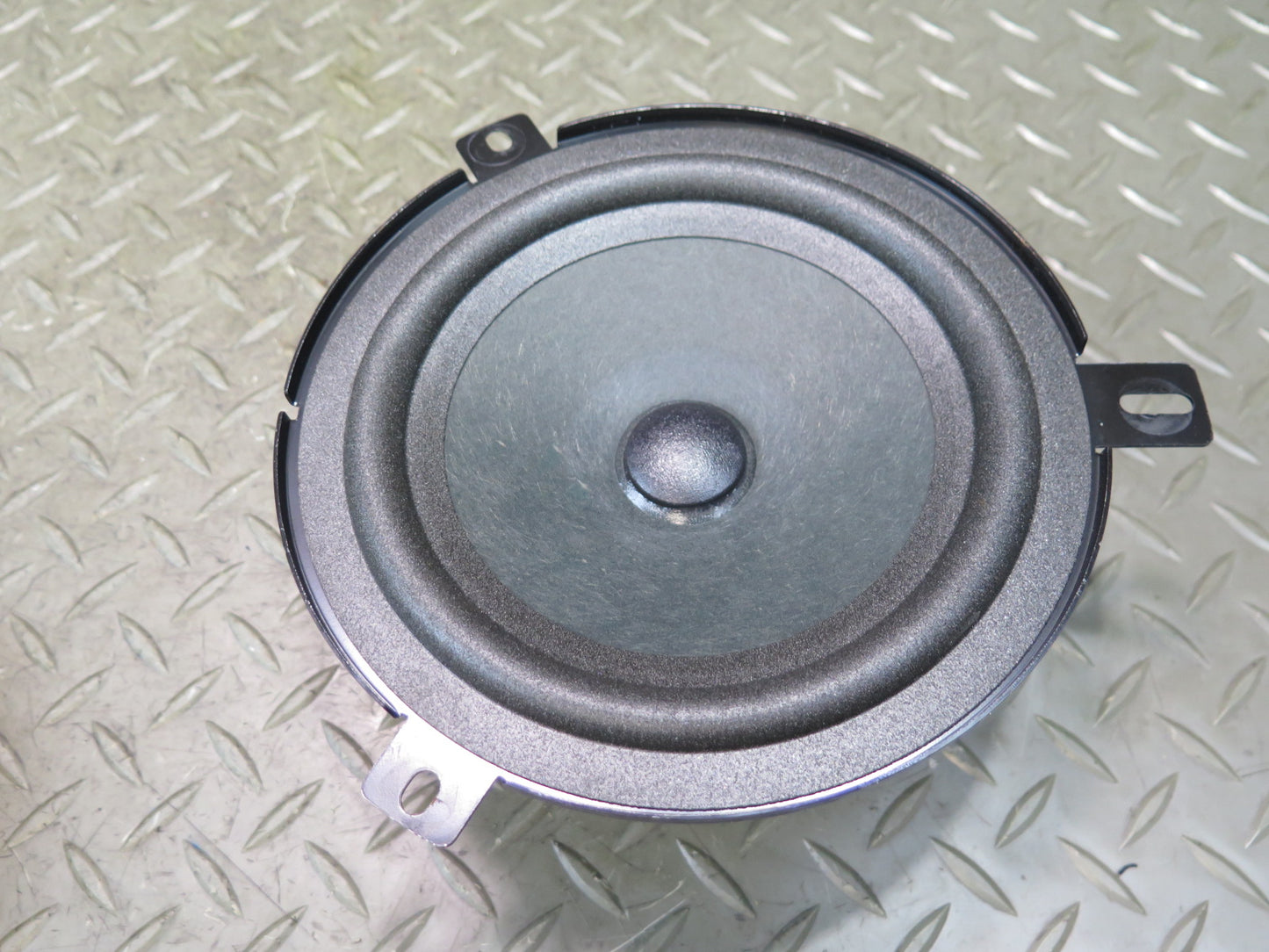 2017-2020 Maserati Levante M161 Front or Rear Door Speaker Set of 2