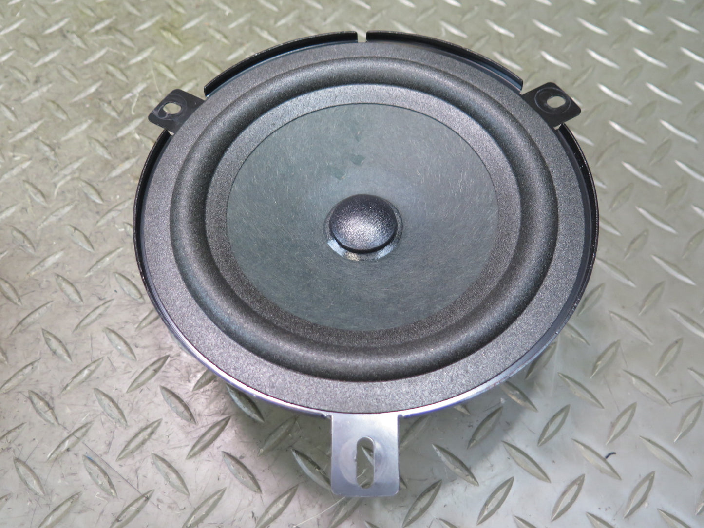 2017-2020 Maserati Levante M161 Front or Rear Door Speaker Set of 2