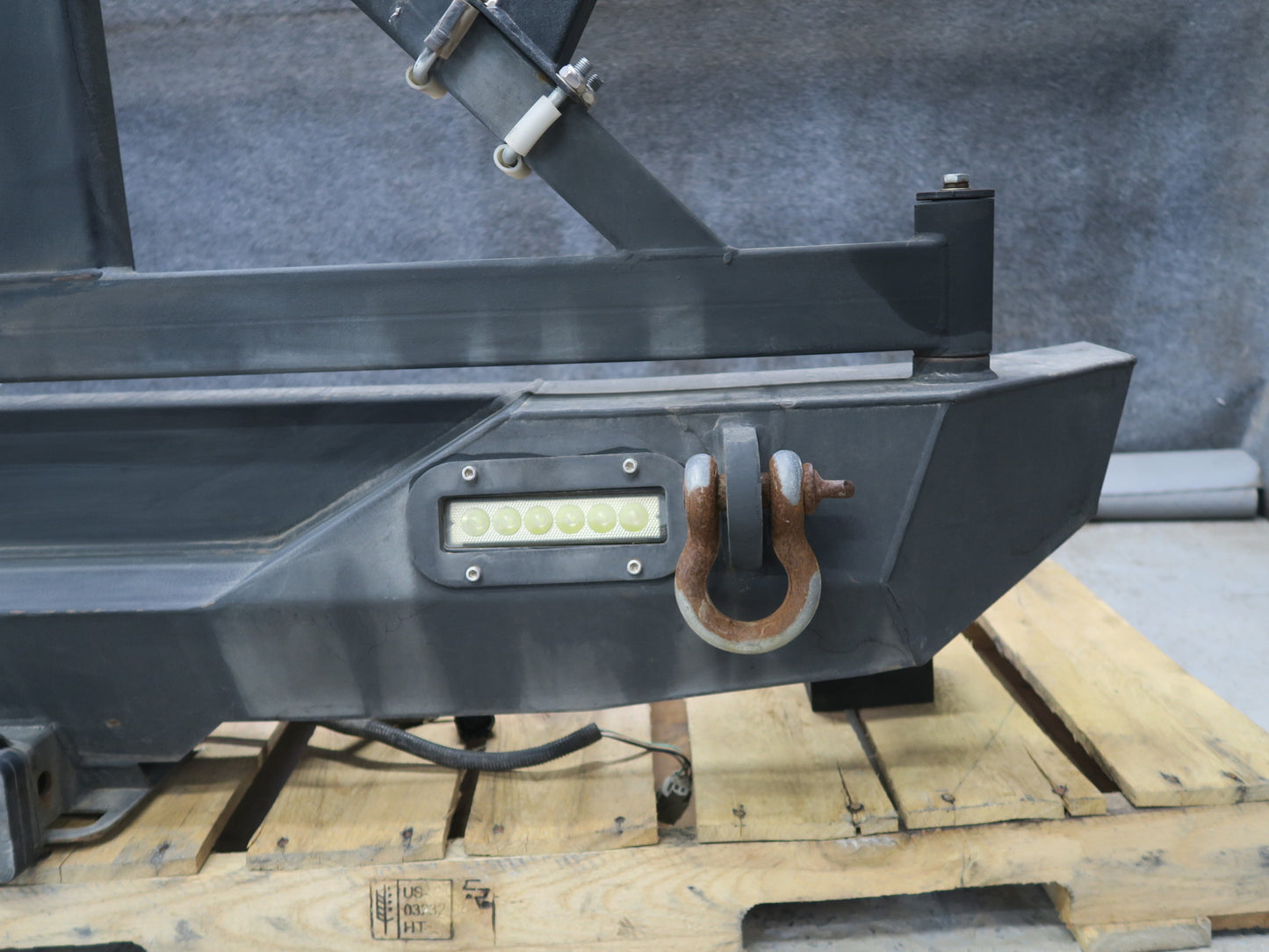 11-18 Jeep Wrangler JK Rear Bumper Hinged Tire Carrier TOW Trailer Hitch Set