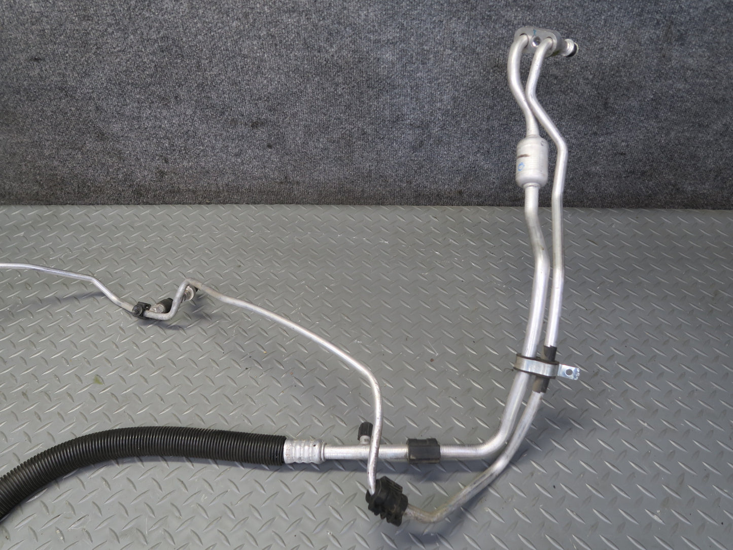 05-08 Chevrolet Corvette C6 A/C Air Condition Hose Pipe Line Set OEM
