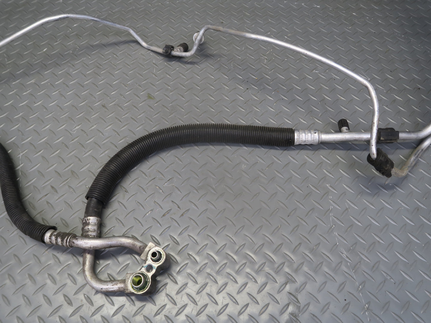 05-08 Chevrolet Corvette C6 A/C Air Condition Hose Pipe Line Set OEM