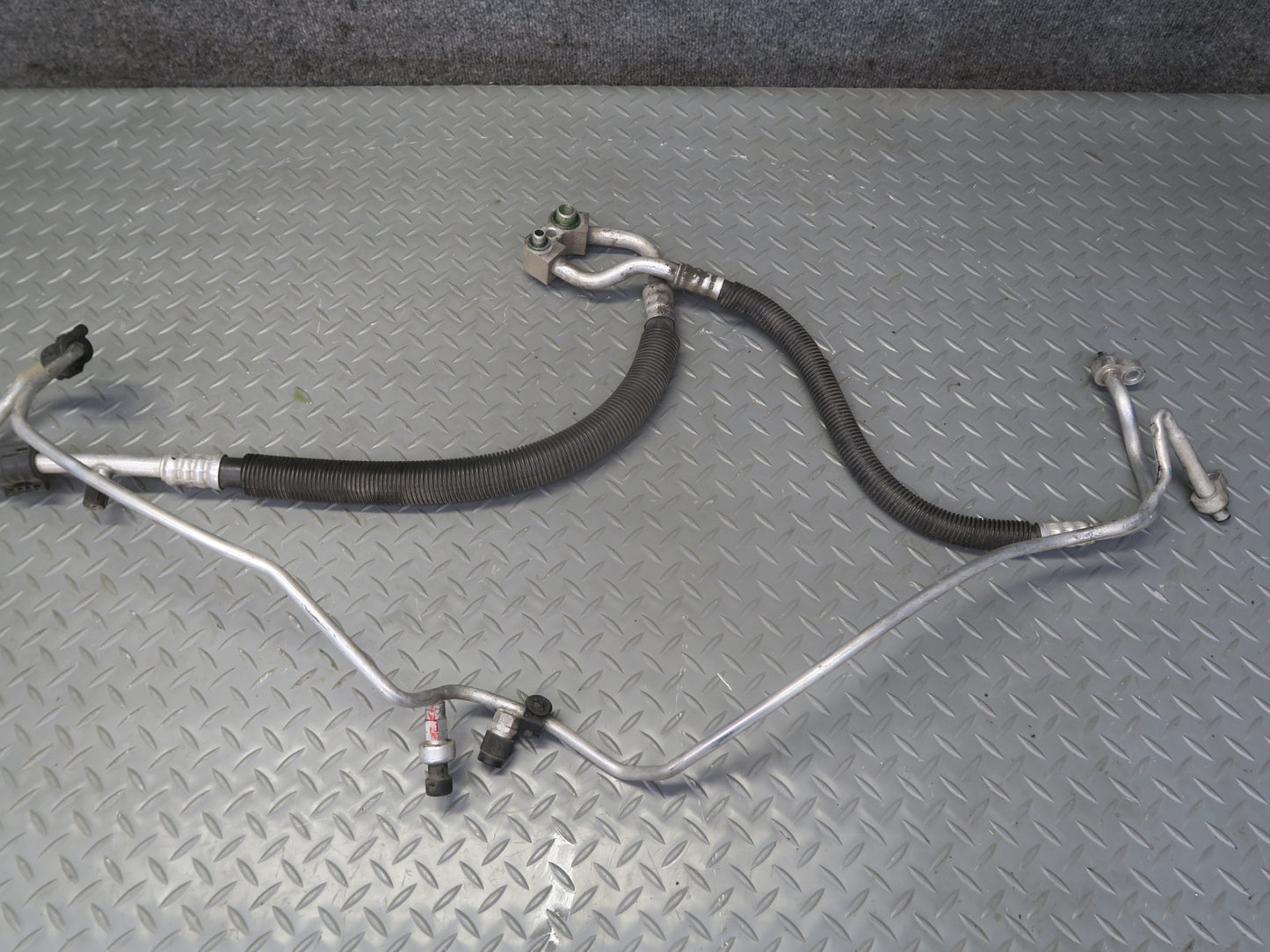05-08 Chevrolet Corvette C6 A/C Air Condition Hose Pipe Line Set OEM