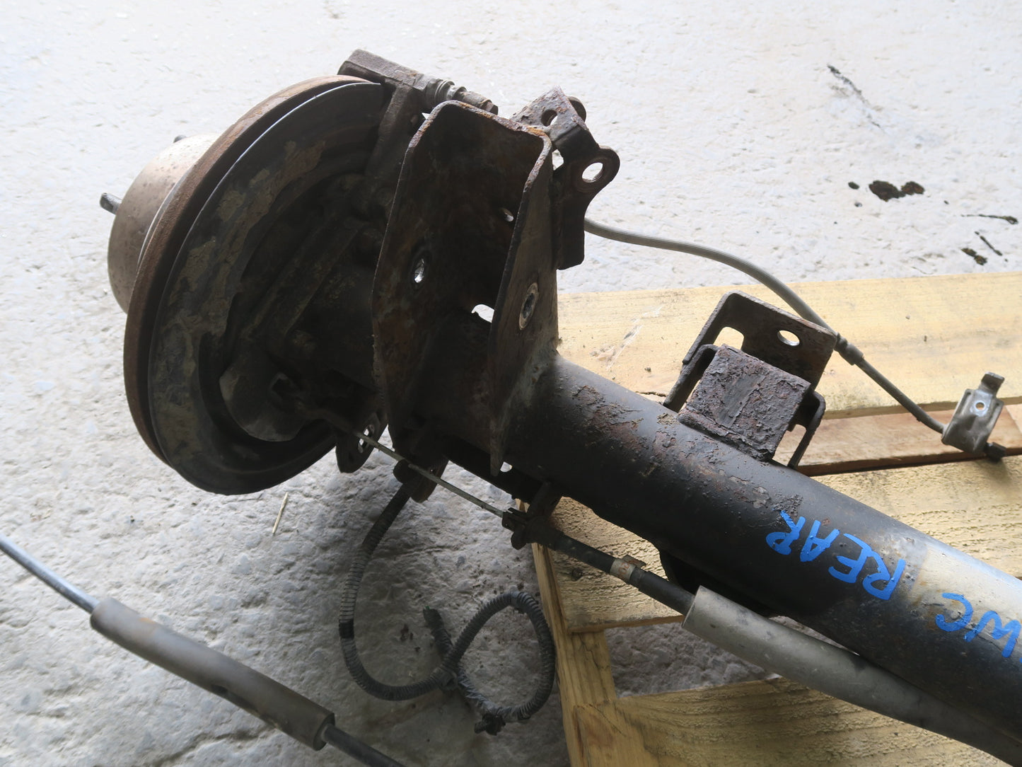 11-15 Jeep Wrangler JK Rubicon Tru-lok DANA44 Rear Axle Brake Assy 3.73 Ratio