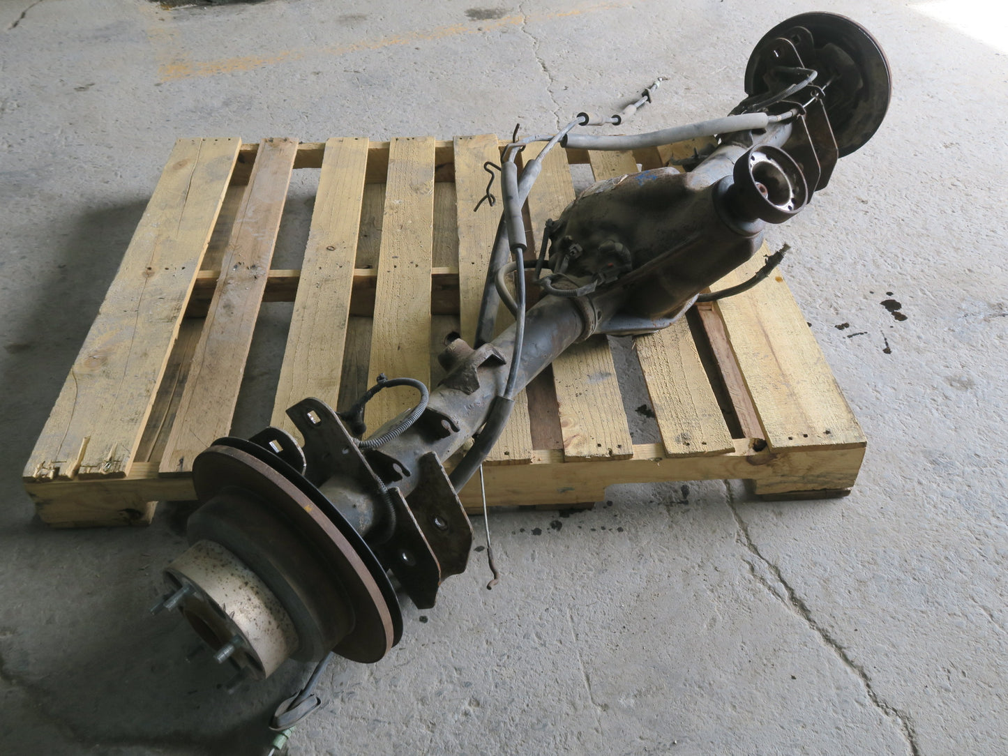 11-15 Jeep Wrangler JK Rubicon Tru-lok DANA44 Rear Axle Brake Assy 3.73 Ratio