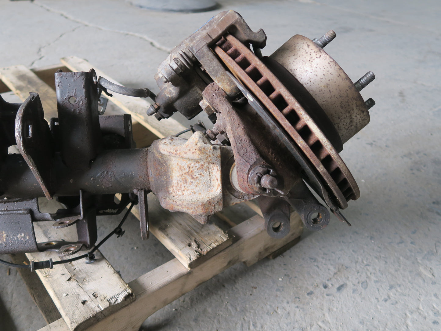 09-15 Jeep Wrangler JK Rubicon Tru-lok DANA44 Front Axle Brake Assy 3.73 Ratio