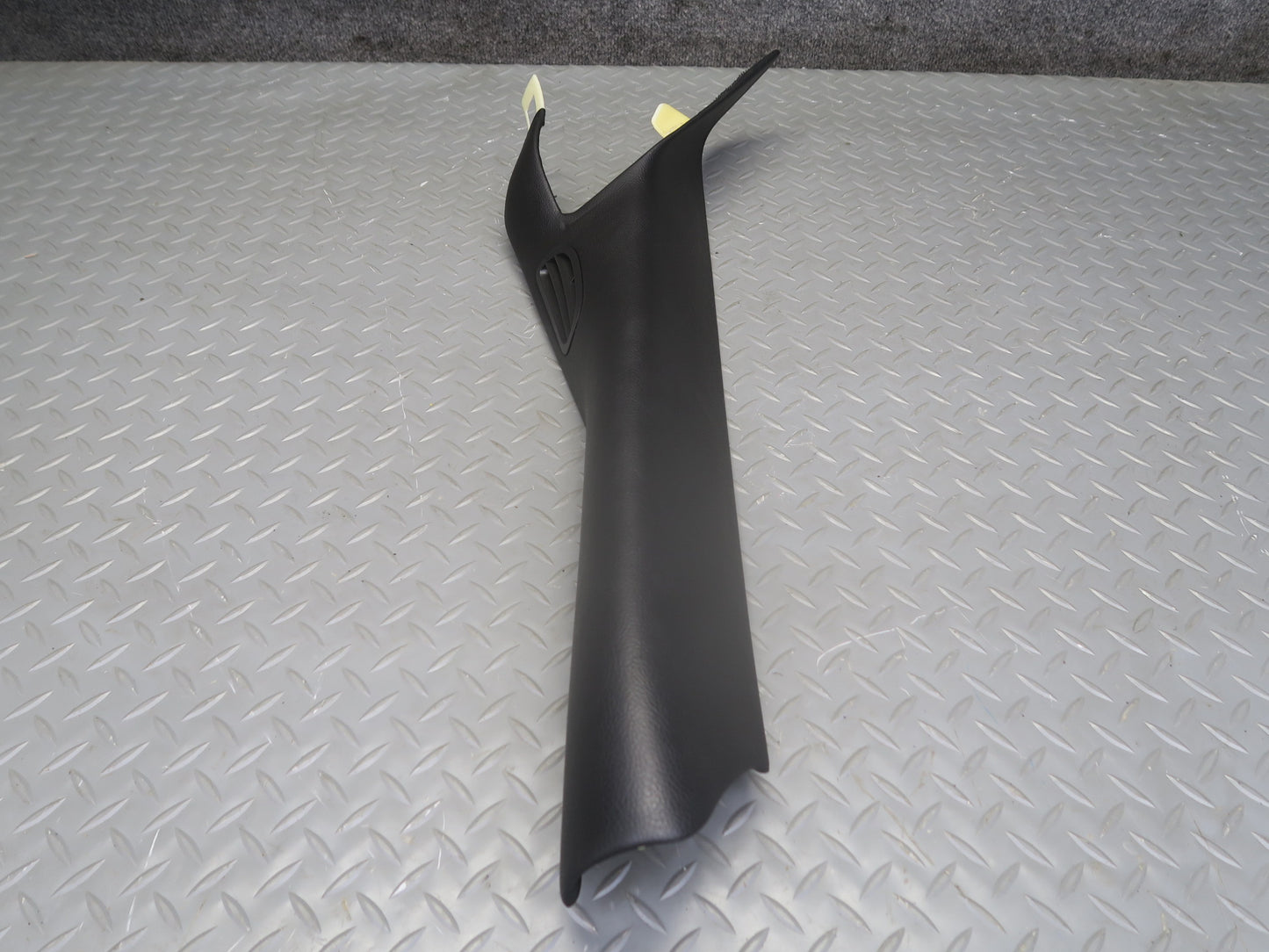05-10 Chevrolet Corvette C6 Coupe Set of 2 Left & Right A Pillar Trim Black OEM