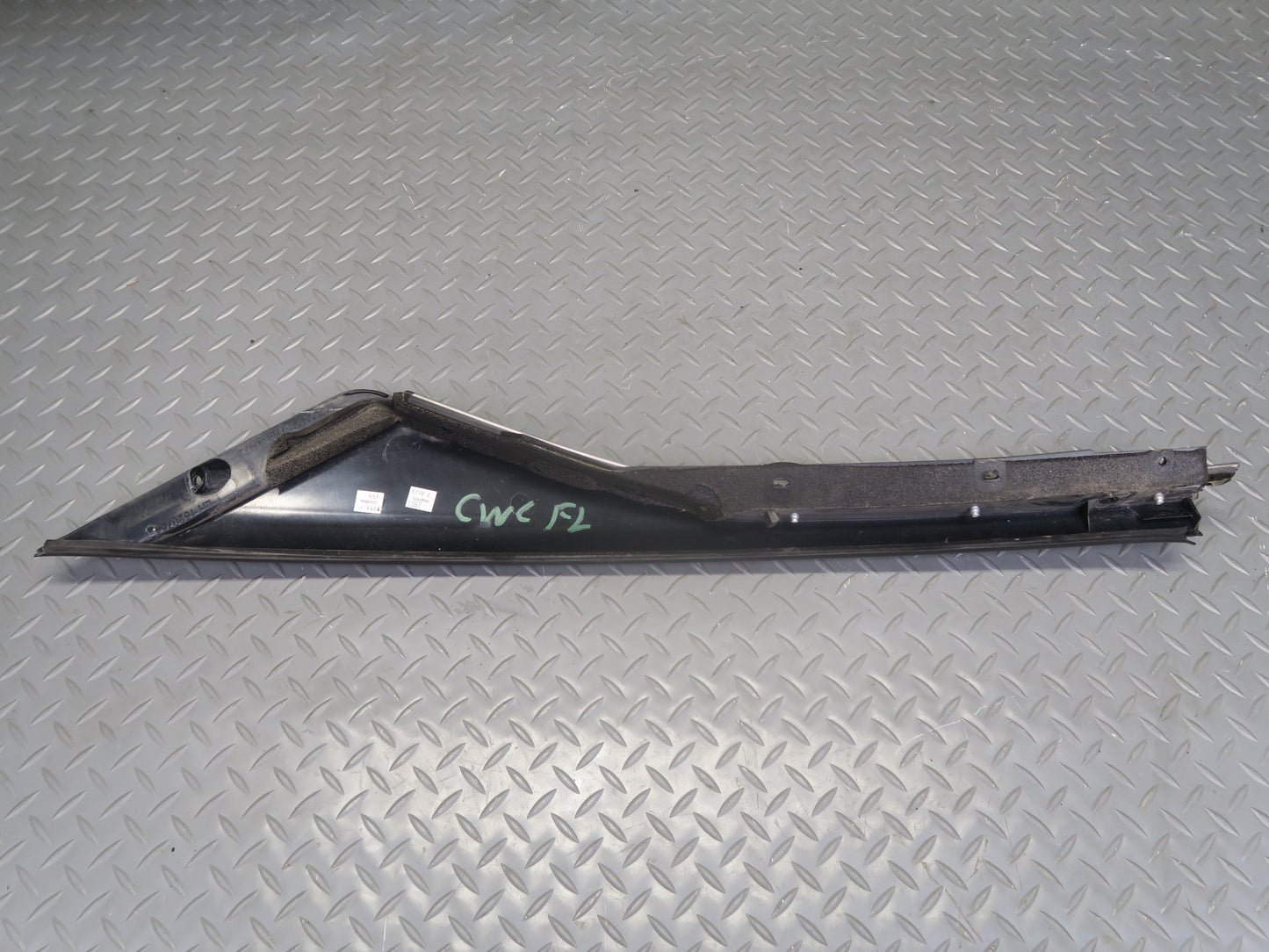 05-13 Chevrolet Corvette C6 Front Right & Left Exterior A Pillar Molding Set OEM