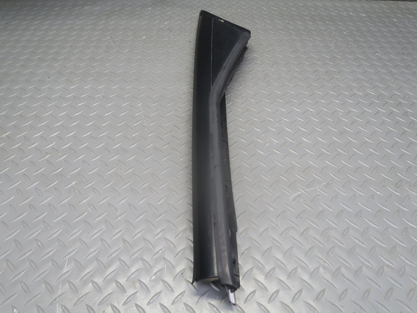 05-13 Chevrolet Corvette C6 Front Right & Left Exterior A Pillar Molding Set OEM