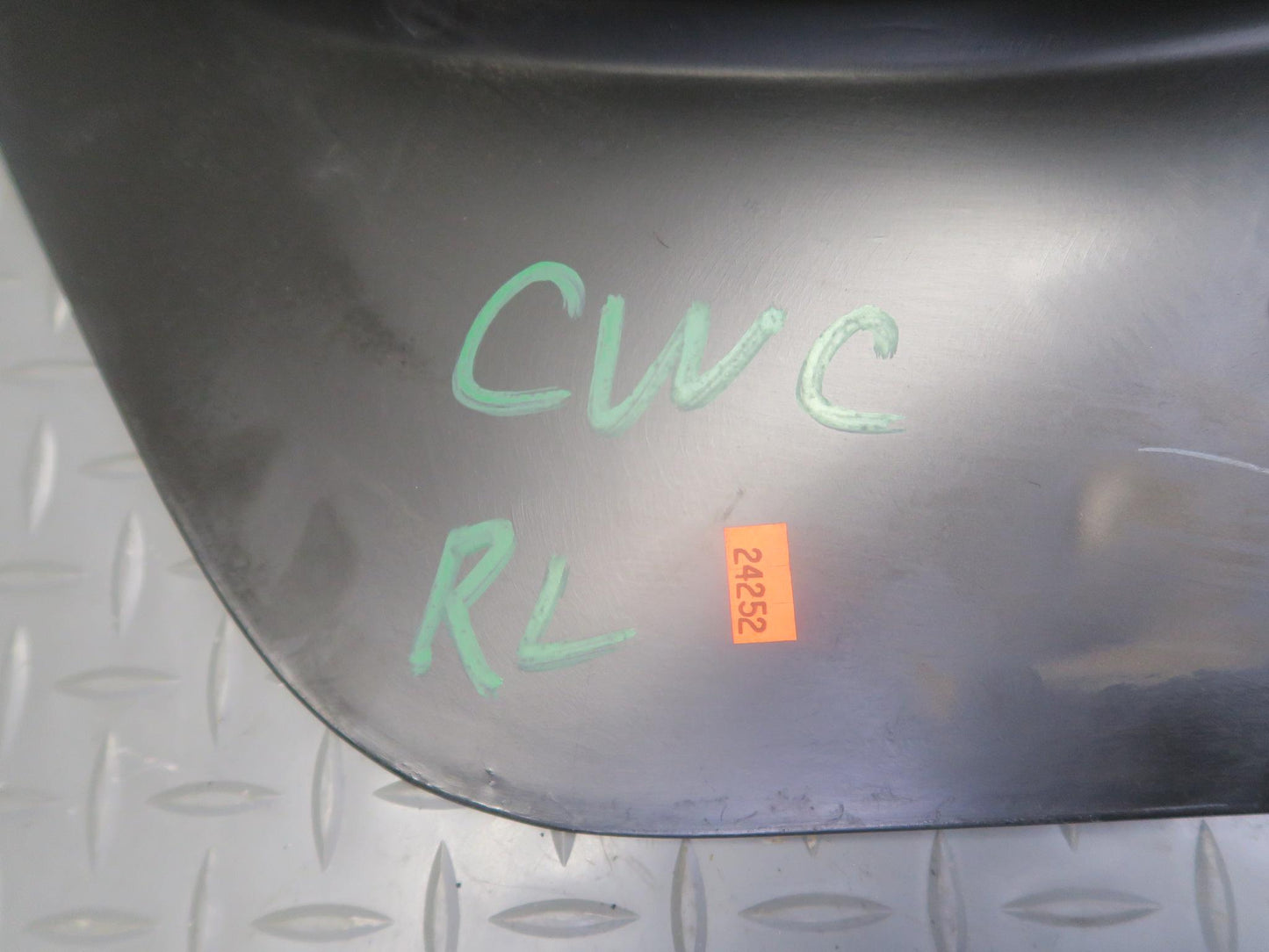 05-13 Chevrolet Corvette C6 Set of 2 Rear Left & Right Lower B Pillar Trim OEM