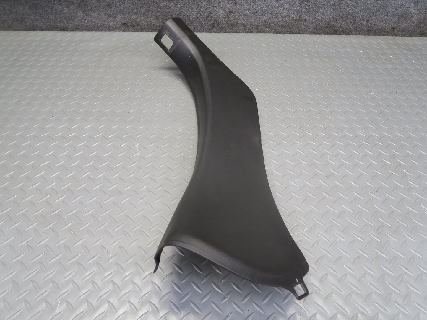05-13 Chevrolet Corvette C6 Set of 2 Rear Left & Right Lower B Pillar Trim OEM
