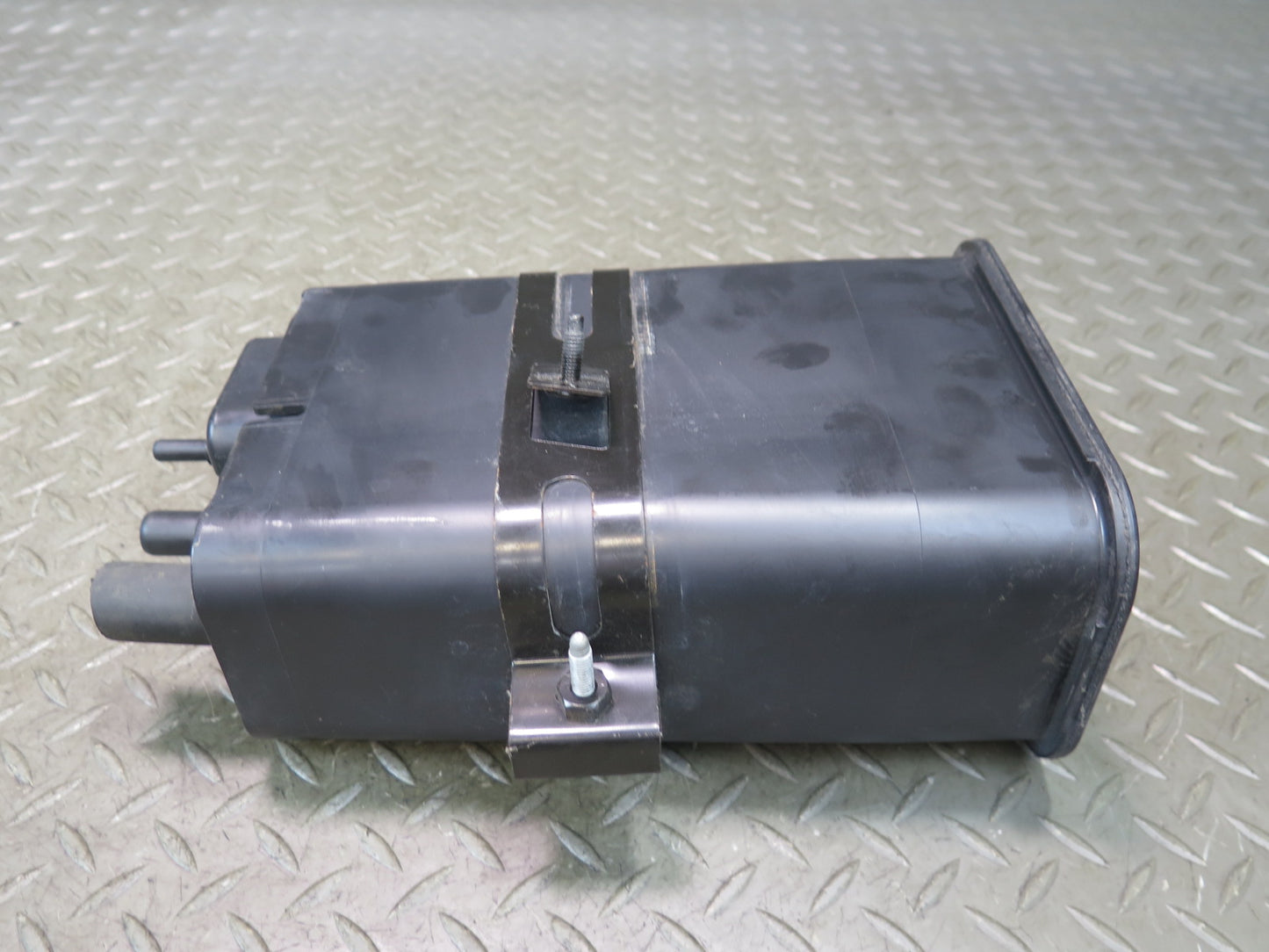 05-13 Chevrolet Corvette C6 Fuel Evap Vapor Charcoal Canister OEM