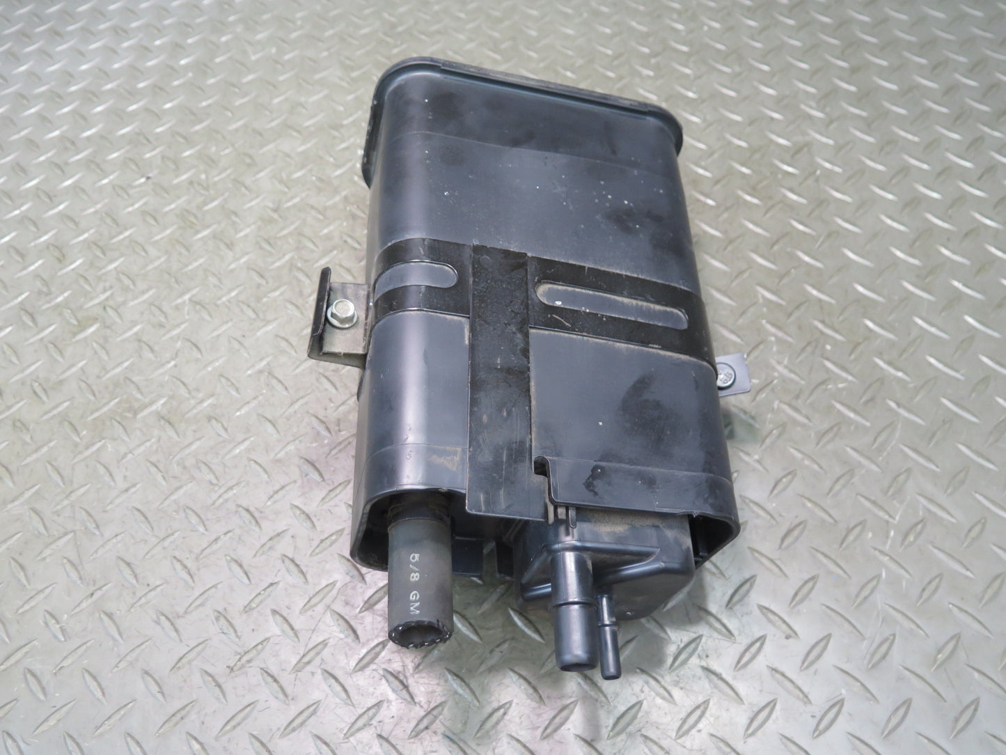 05-13 Chevrolet Corvette C6 Fuel Evap Vapor Charcoal Canister OEM