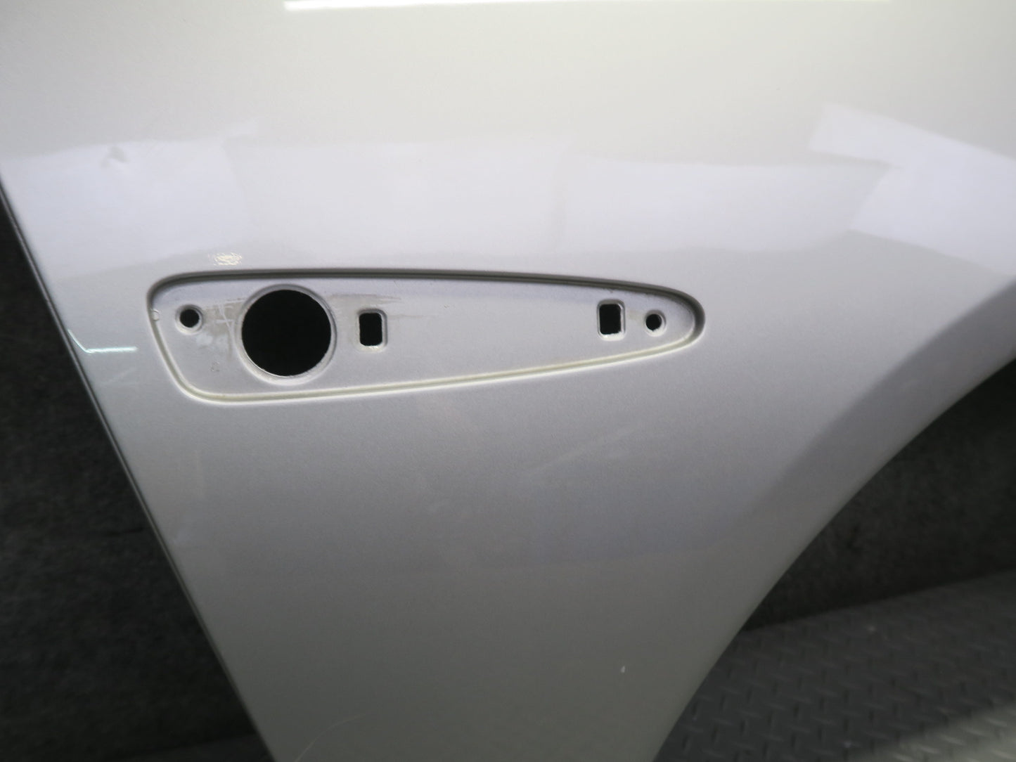 05-13 Chevrolet Corvette C6 Coupe Rear Right Quarter Shell Panel Cover OEM