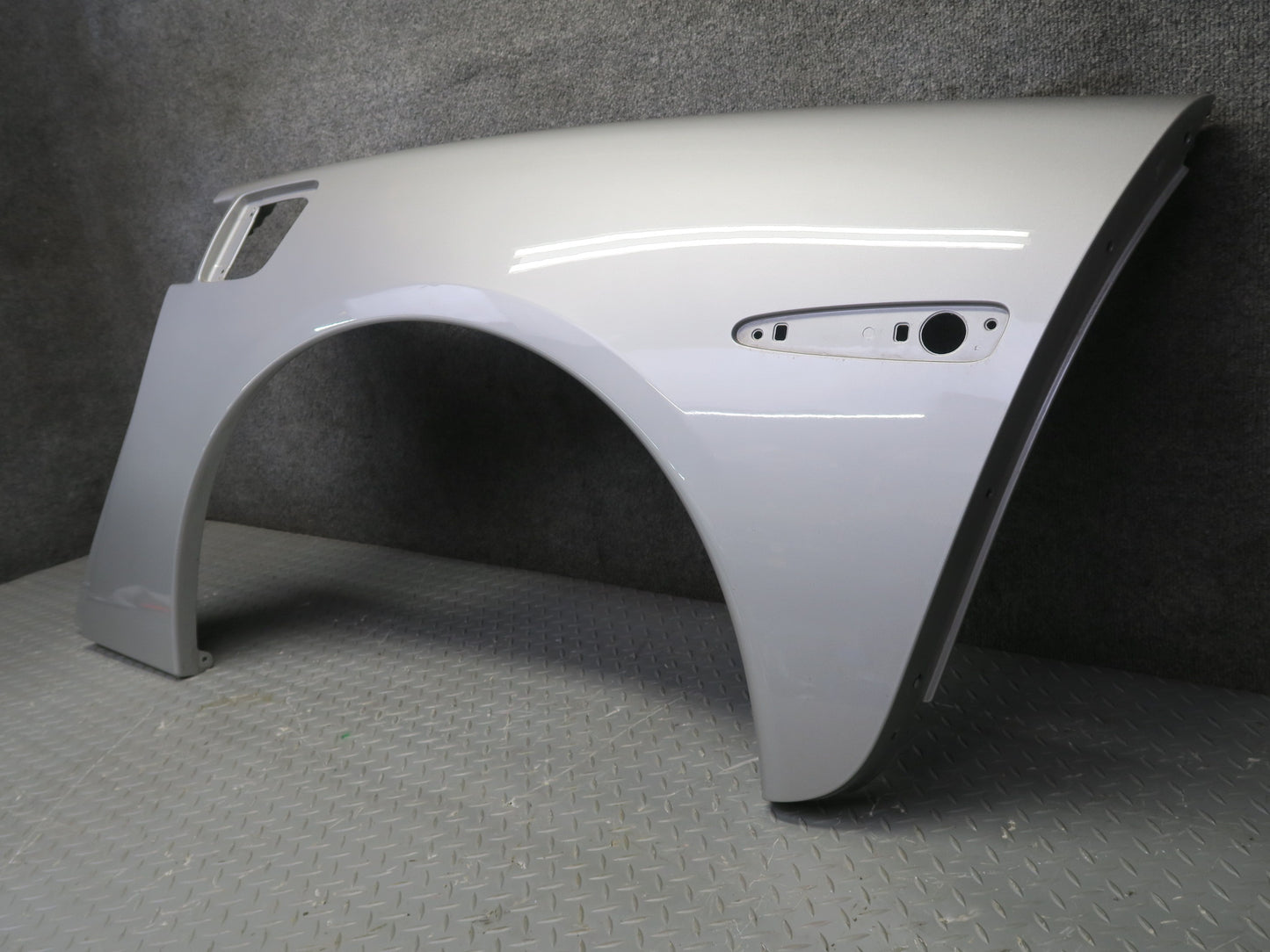 05-13 Chevrolet Corvette C6 Coupe Rear Left Quarter Shell Panel Cover OEM