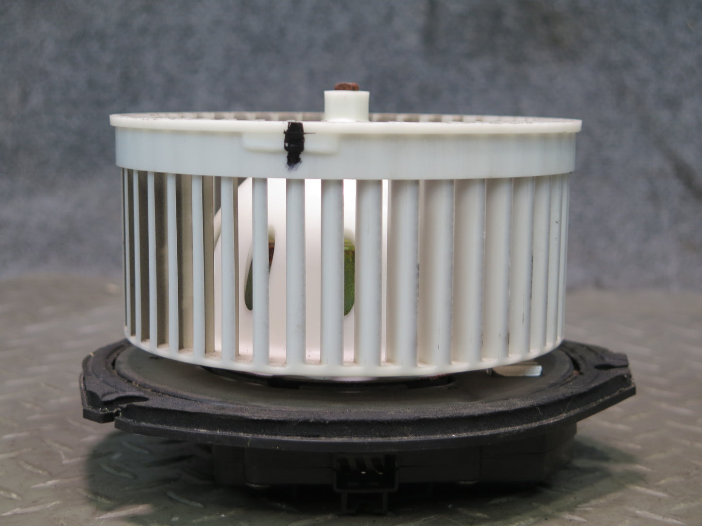 05-13 Cadillac Corvette C6 A/C Heater Hvac Blower Motor Fan 52494528 OEM