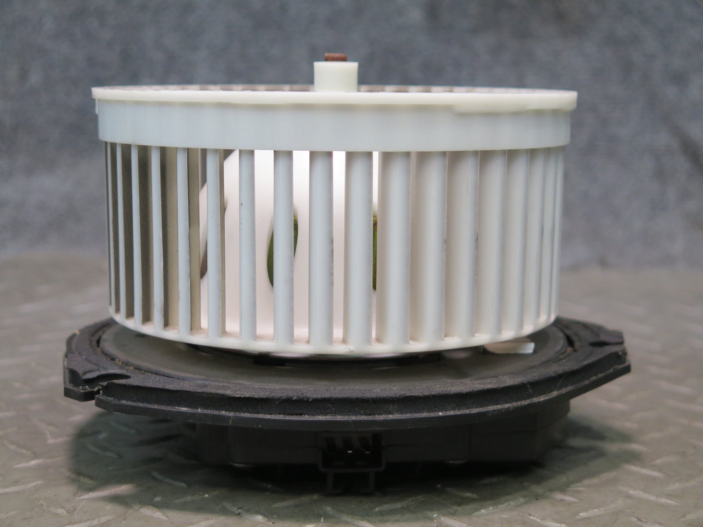 05-13 Cadillac Corvette C6 A/C Heater Hvac Blower Motor Fan 52494528 OEM