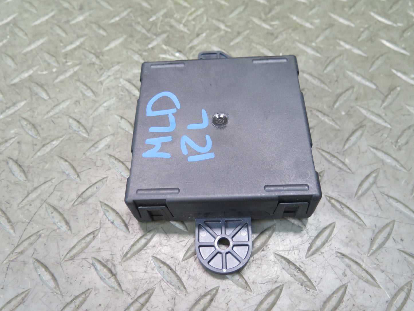 2017-2020 Maserati Levante M161 Front Left Door Control Module 52851638AF
