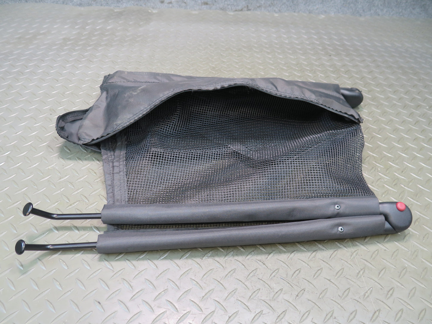2017-2020 Maserati Levante M161 Cargo Luggage Compartment Roller NET Cover