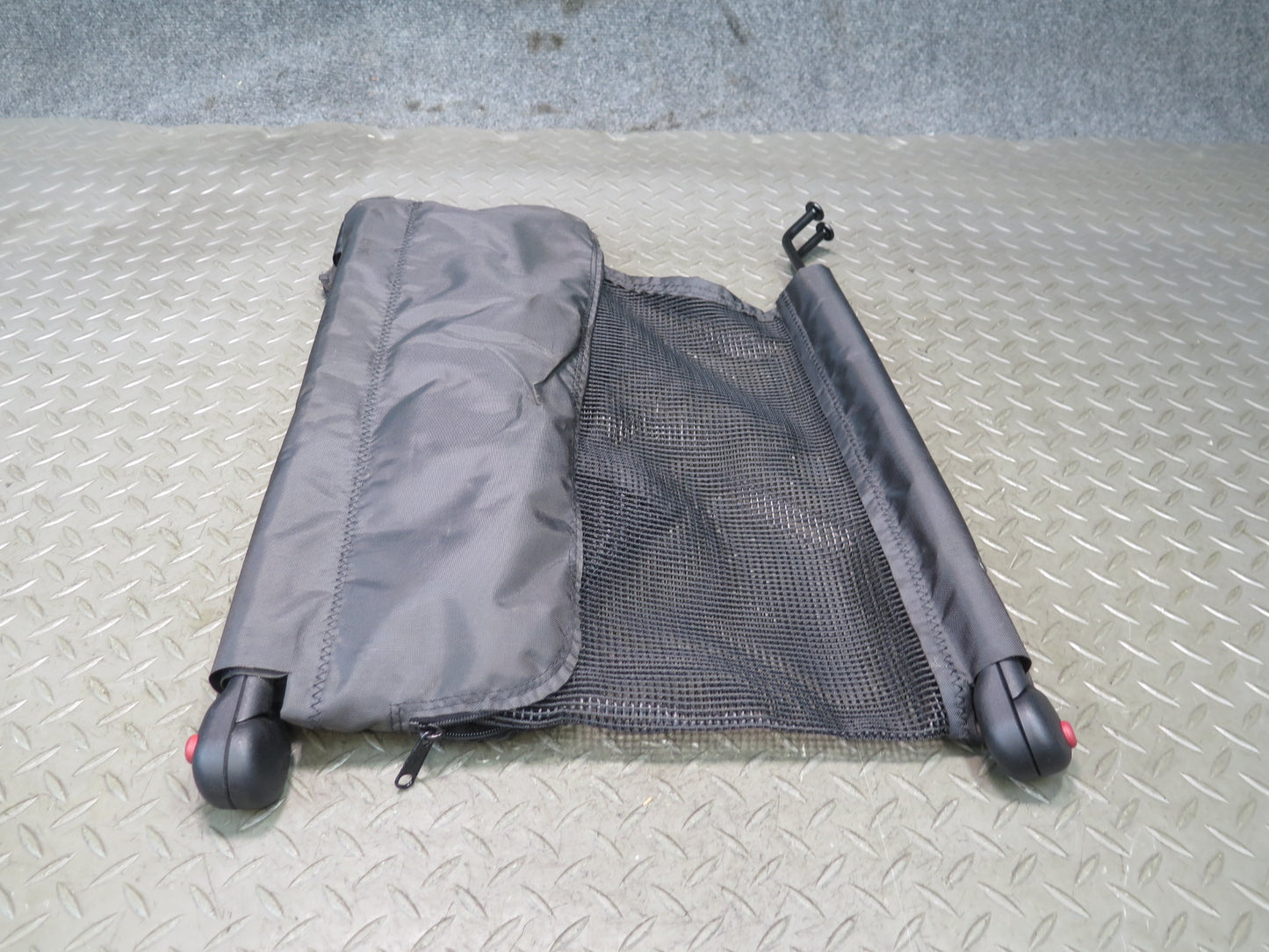 2017-2020 Maserati Levante M161 Cargo Luggage Compartment Roller NET Cover