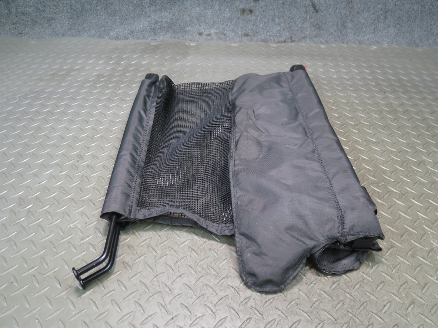 2017-2020 Maserati Levante M161 Cargo Luggage Compartment Roller NET Cover