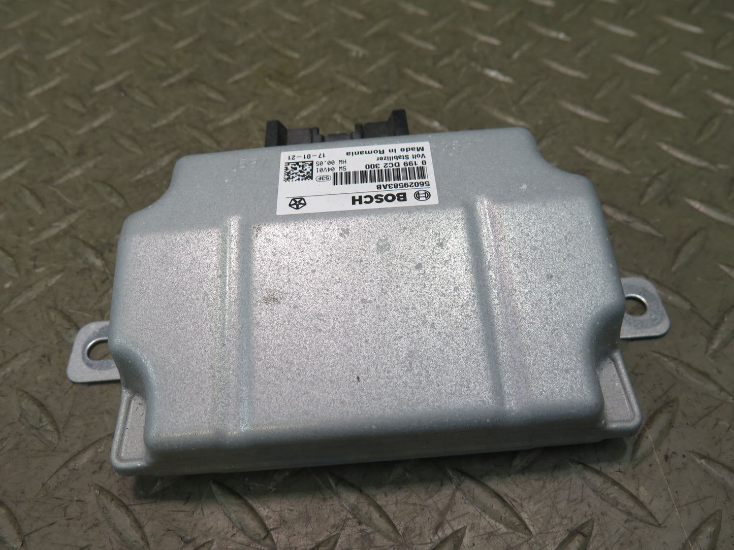 2017-2020 Maserati Levante M161 Stabilizer Voltage Control Module 56029583AB