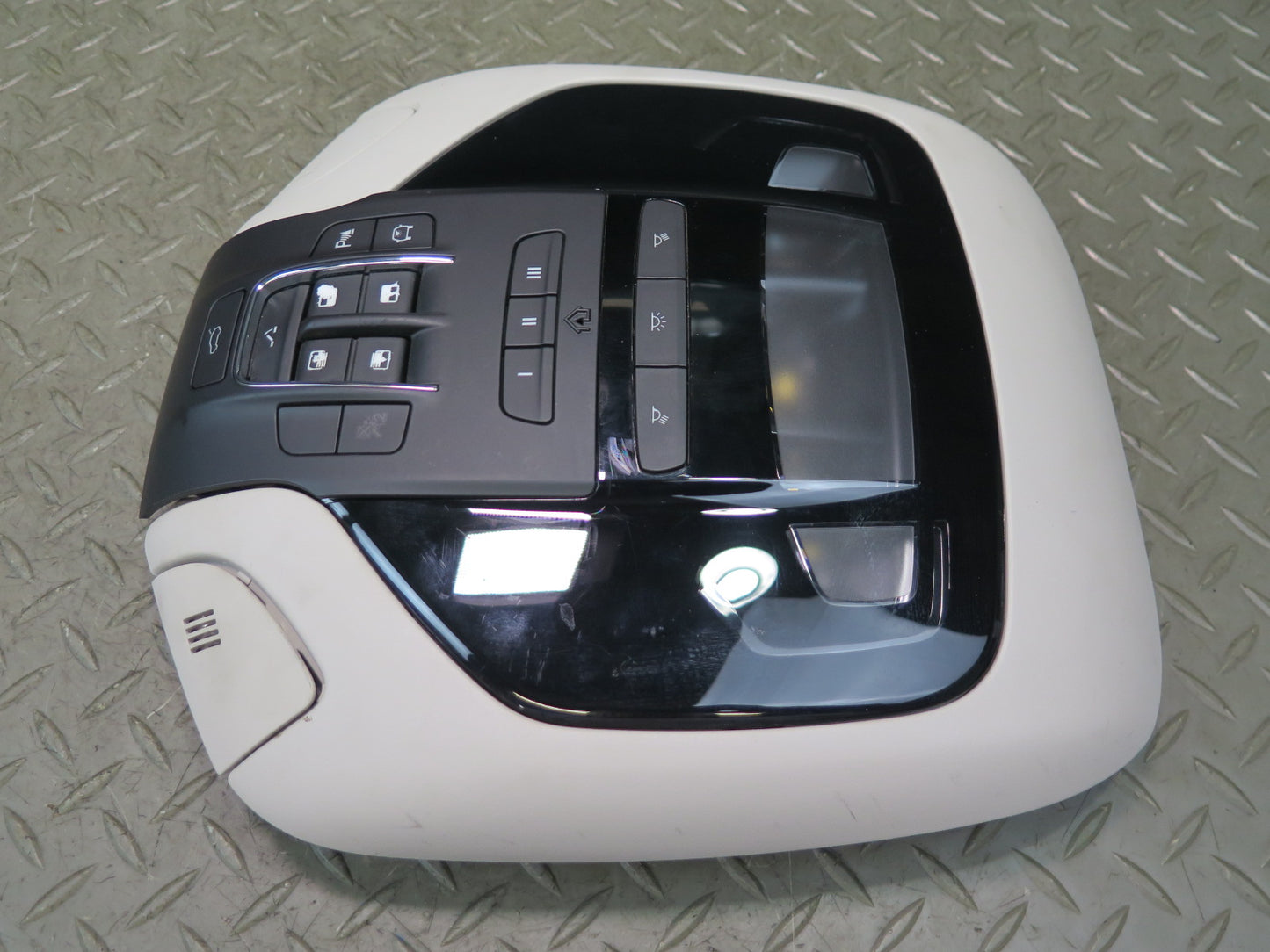 2017-2020 Maserati Levante M161 Overhead Console Dome Reading Light w Sunroof