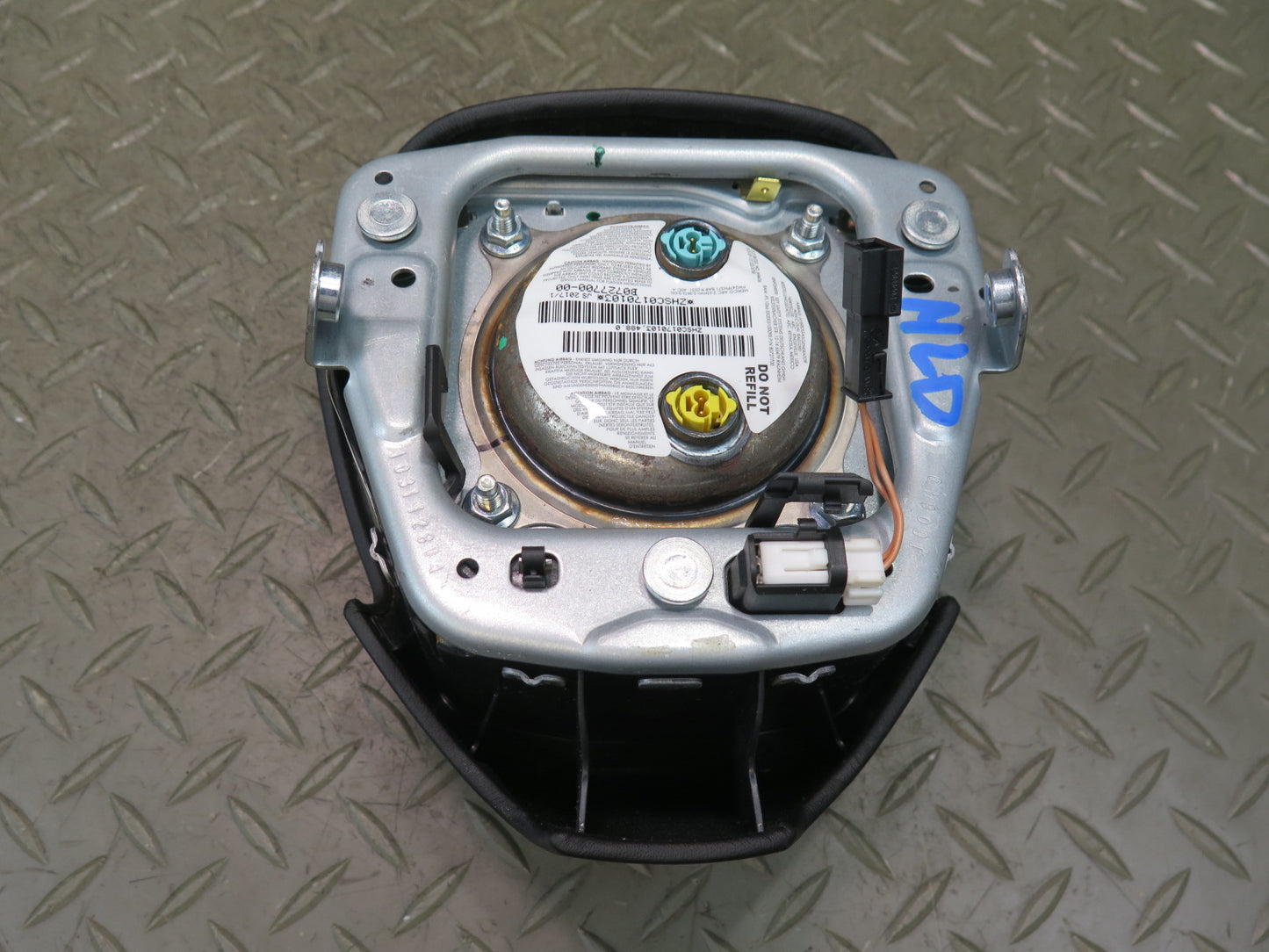 17-20 MASERATI LEVANTE M161 FRONT LEFT DRIVER SIDE STEERING WHEEL SRS AIRBAG OEM