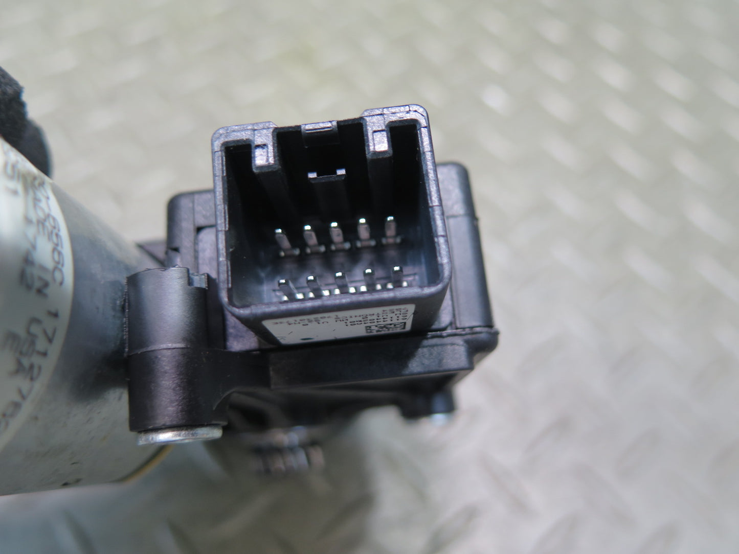 2017-2020 Maserati Levante M161 Front or Rear Sunroof Motor Drive Unit