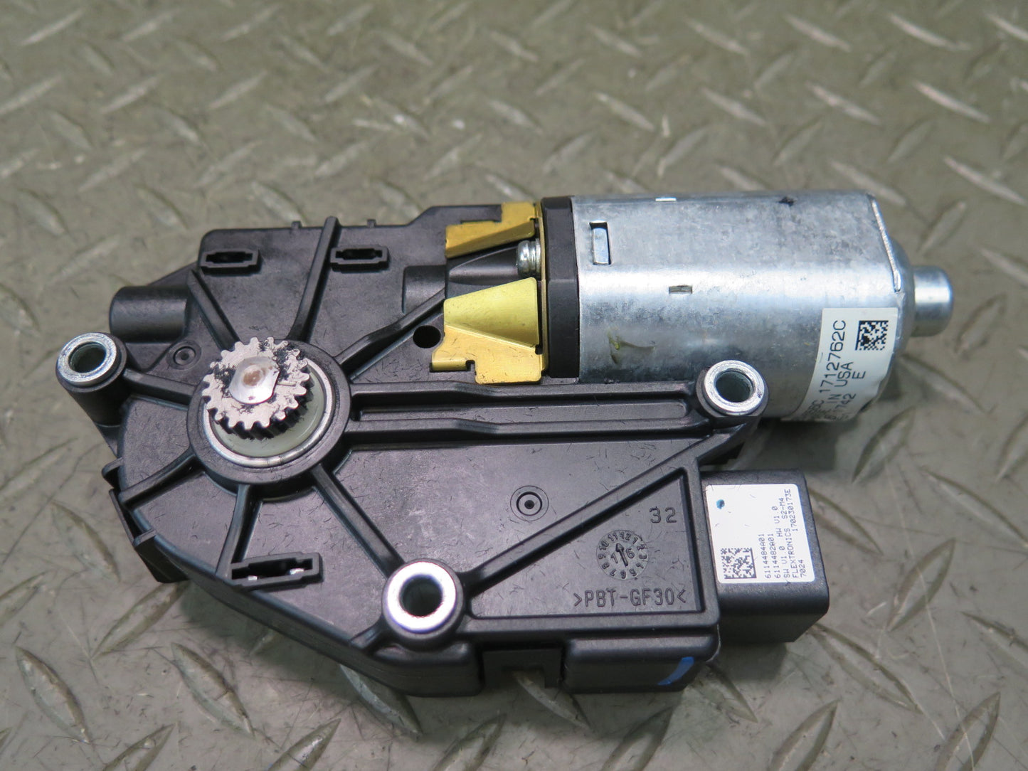 2017-2020 Maserati Levante M161 Front or Rear Sunroof Motor Drive Unit