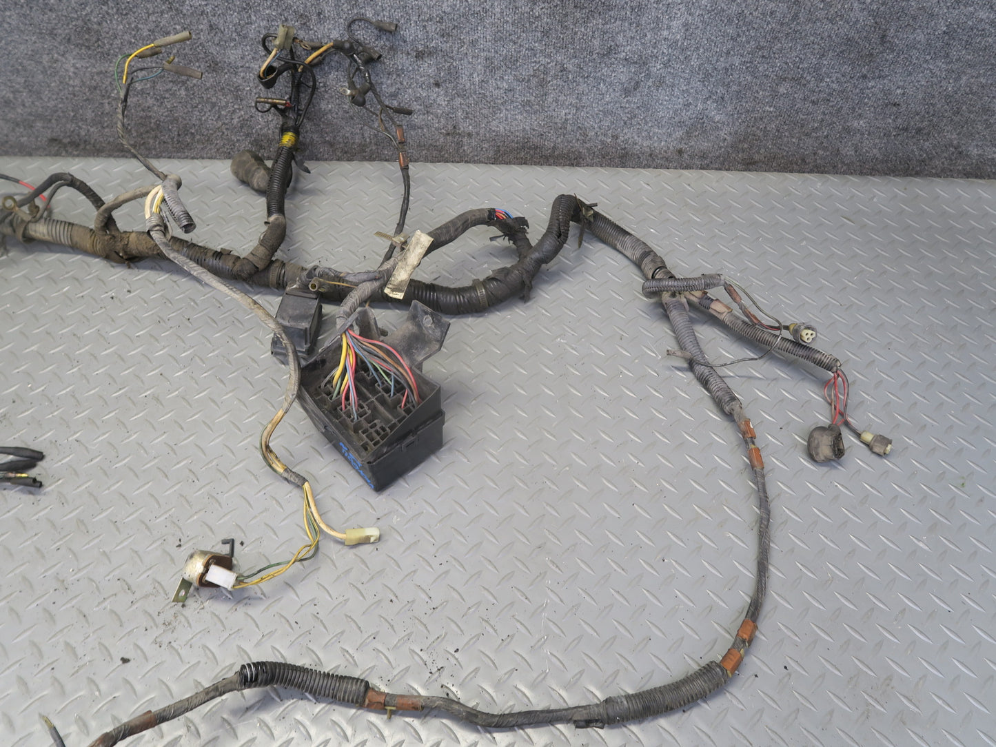 1982 Datsun S130 280ZX NA AT Underhood Engine Bay Wire Wiring Harness Set OEM