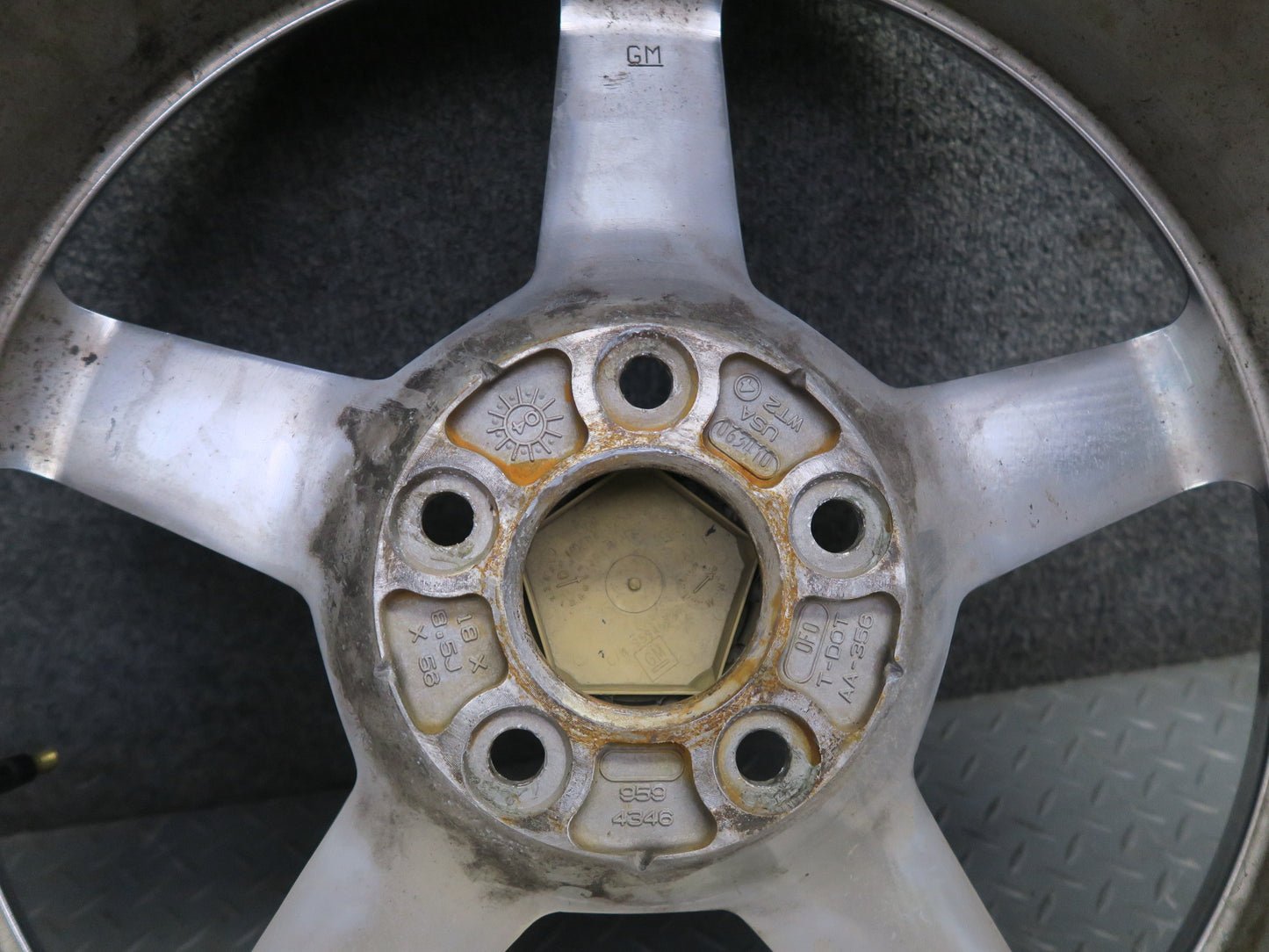05-08 Chevrolet Corvette C6 Set of 4 Alloy R18" R19" Wheel Rim 18x8.5 19x10 OEM