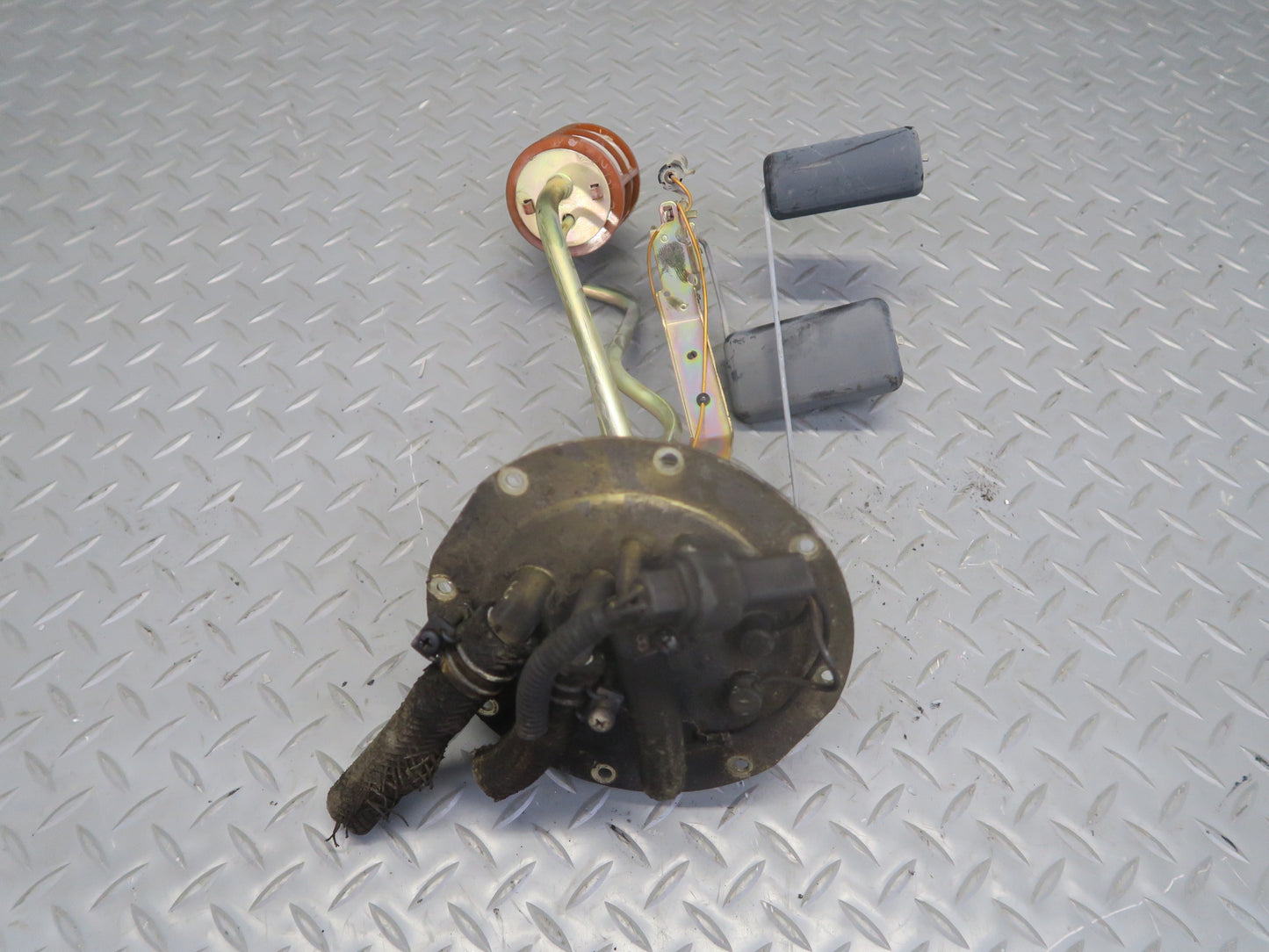 79-83 Datsun Nissan 280ZX S130 NA Fuel Pump Sending Unit Level Sensor Set OEM