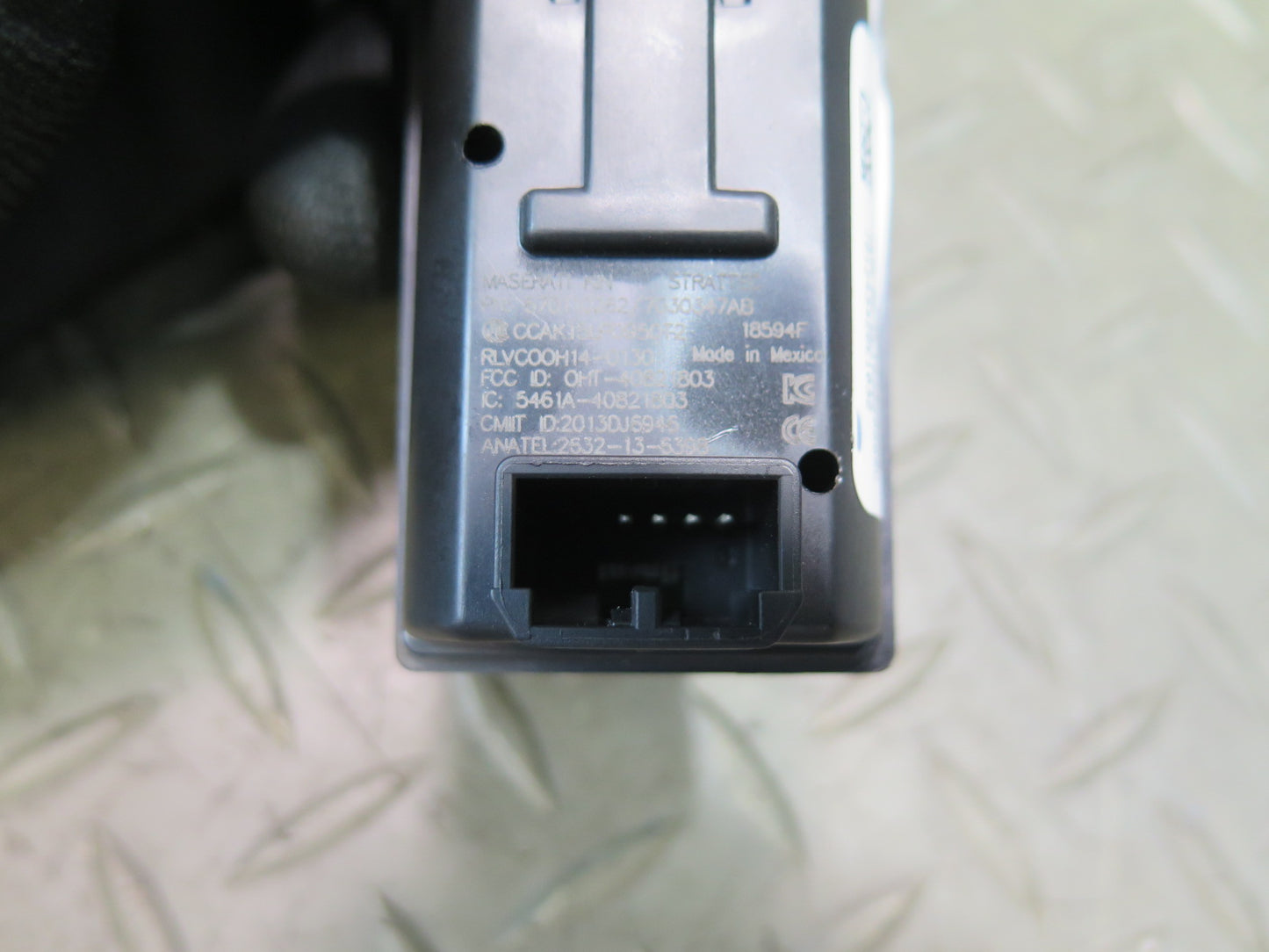 2017-2020 Maserati Levante M161 Engine Motor Start Stop Button Switch 670110262