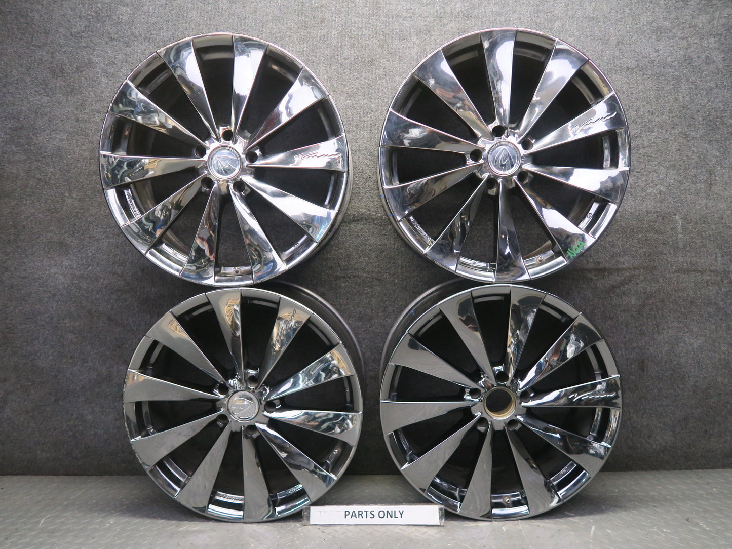 Set of 4 Rays Versus Genoma R19 19" Wheel Rim 19x8JJ ET45 Damaged