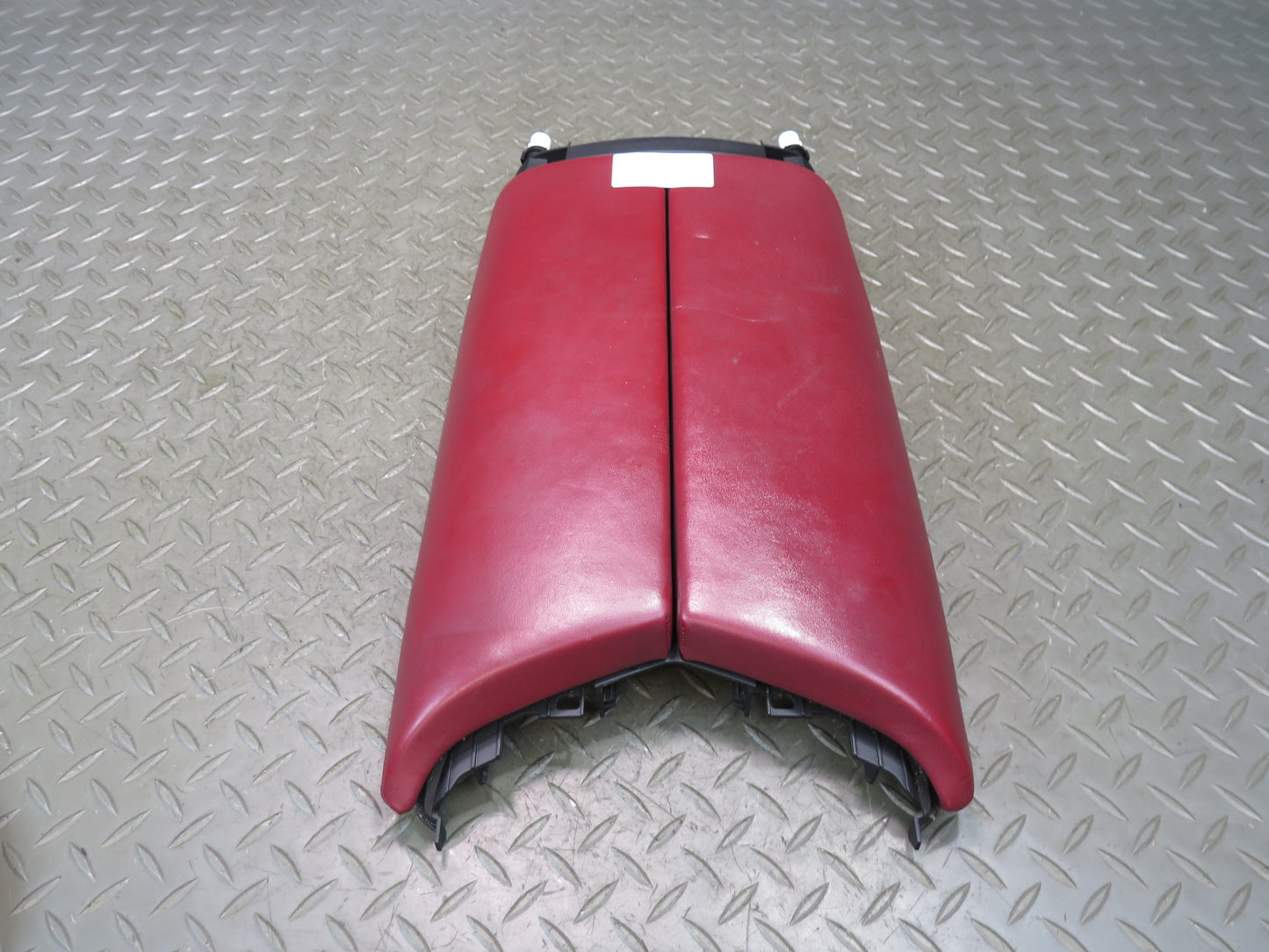 2017-2020 Maserati Levante M161 Center Console Leather Armrest Lid Cover