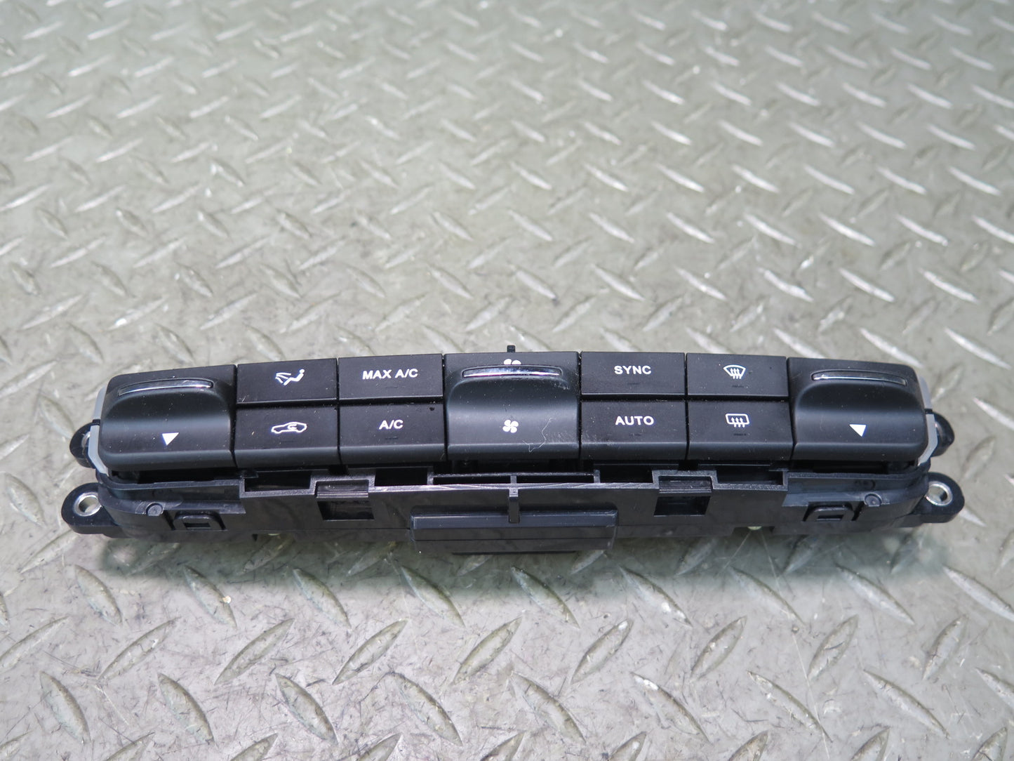 17-20 Maserati Levante M161 A/C Heater Air Vent Climate Control Switch Panel